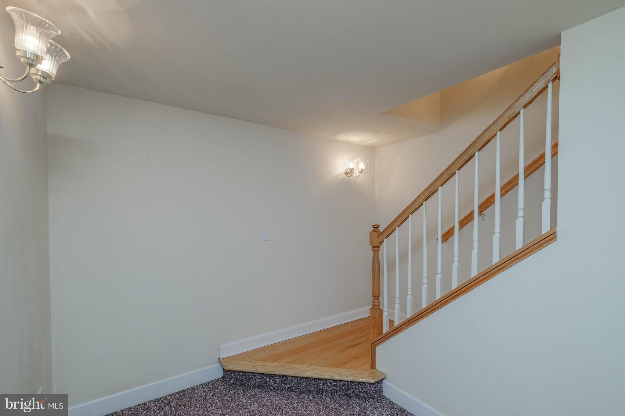 LOCUST HILL - Residential