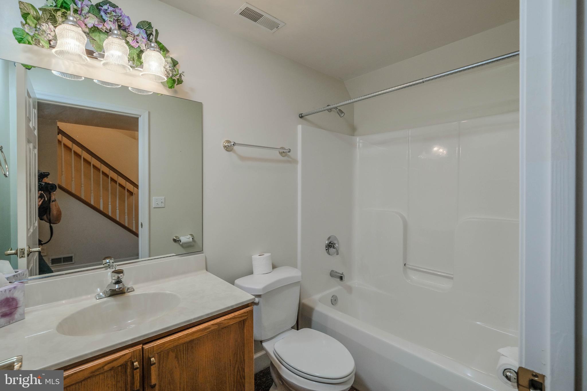 LOCUST HILL - Residential