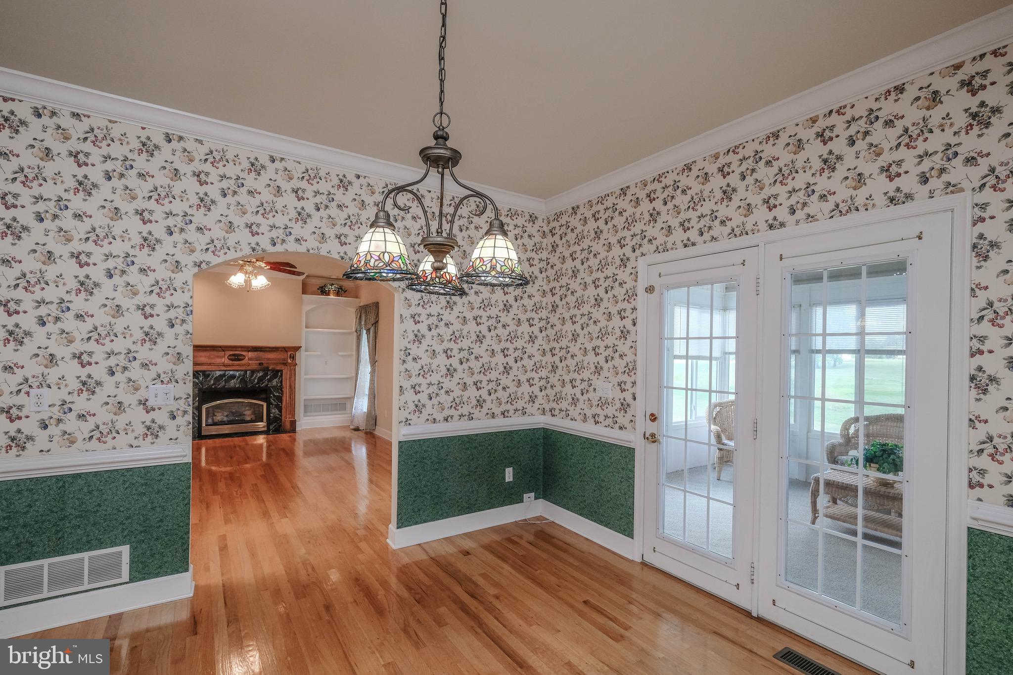 LOCUST HILL - Residential