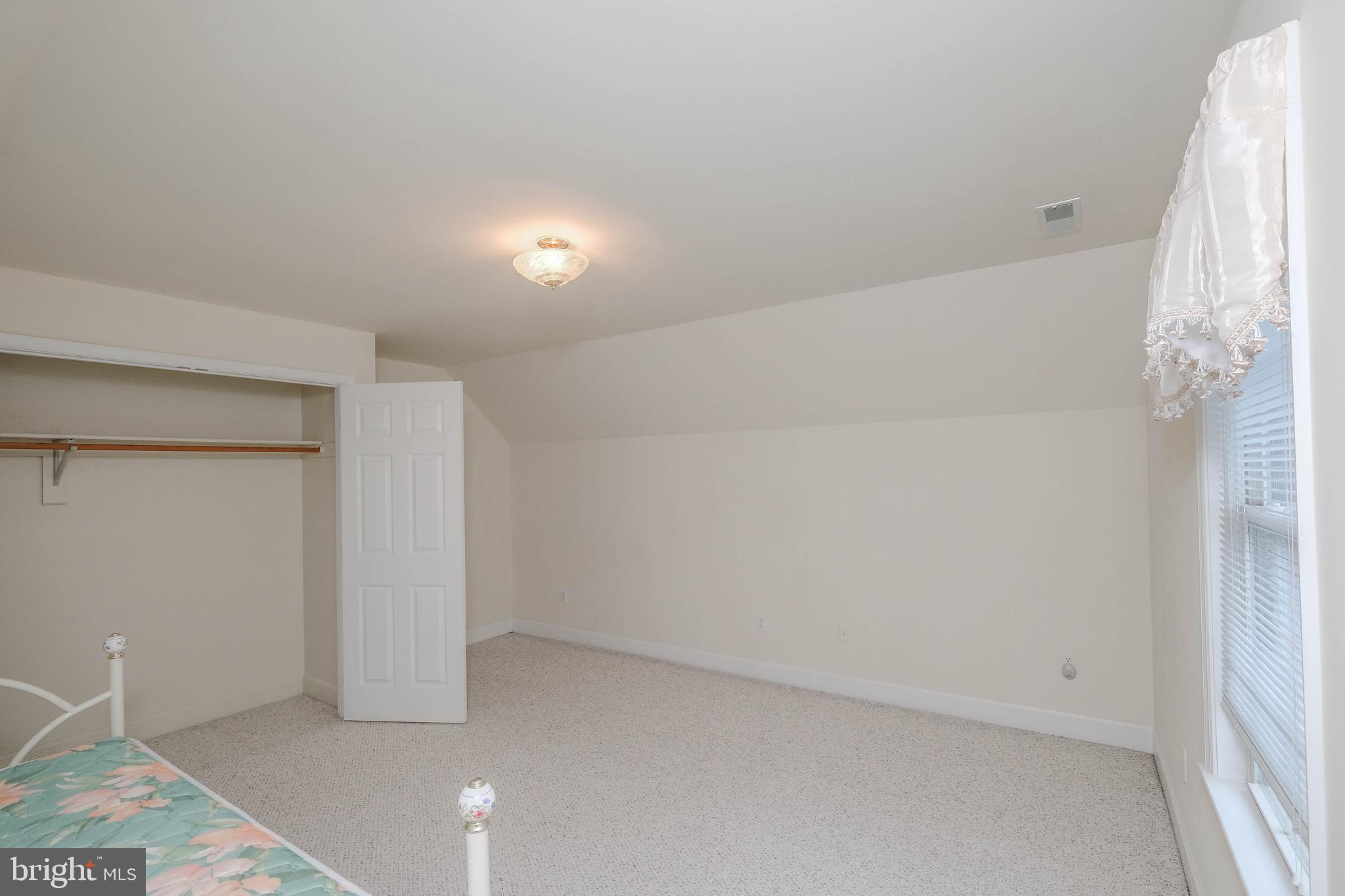 LOCUST HILL - Residential