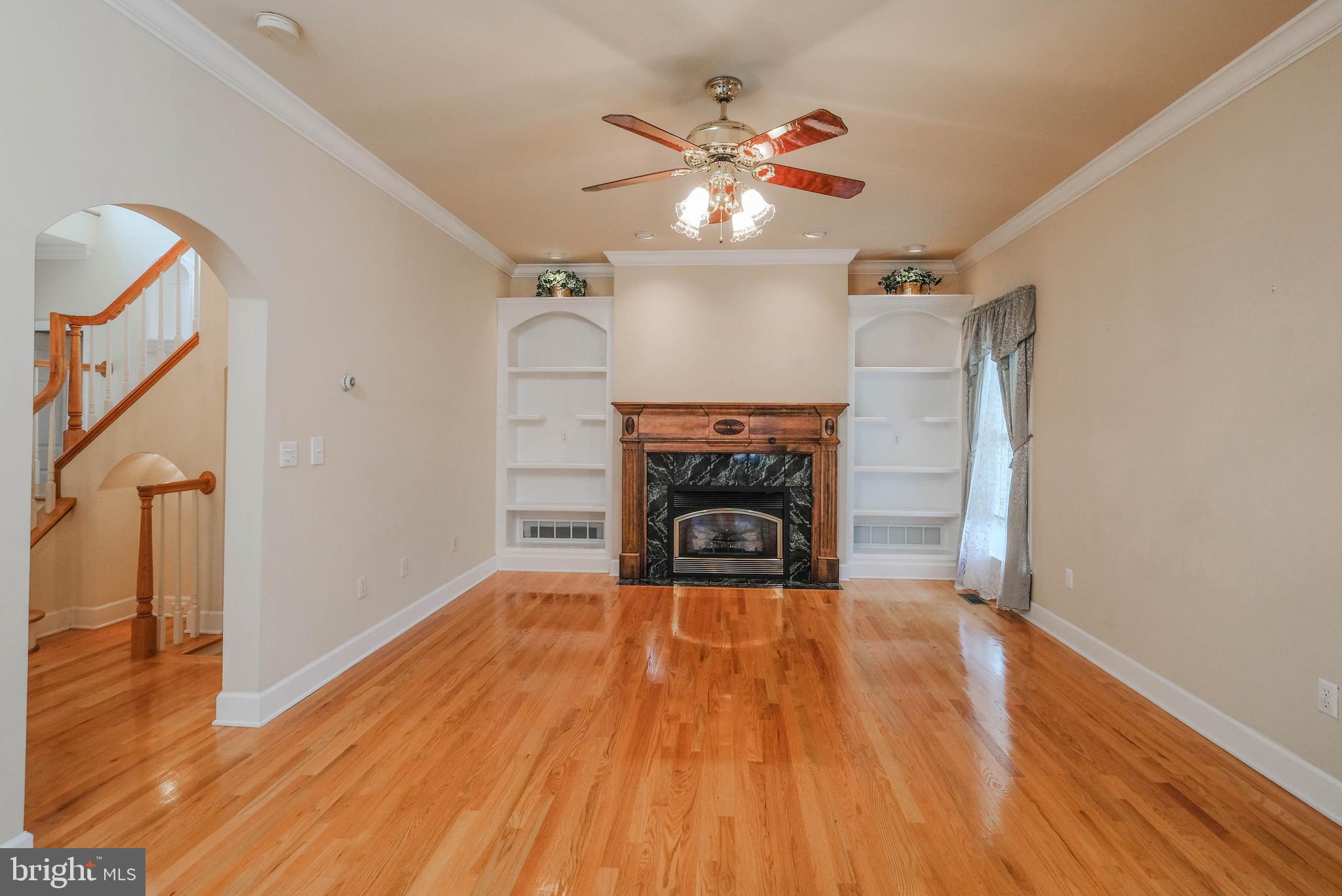 LOCUST HILL - Residential