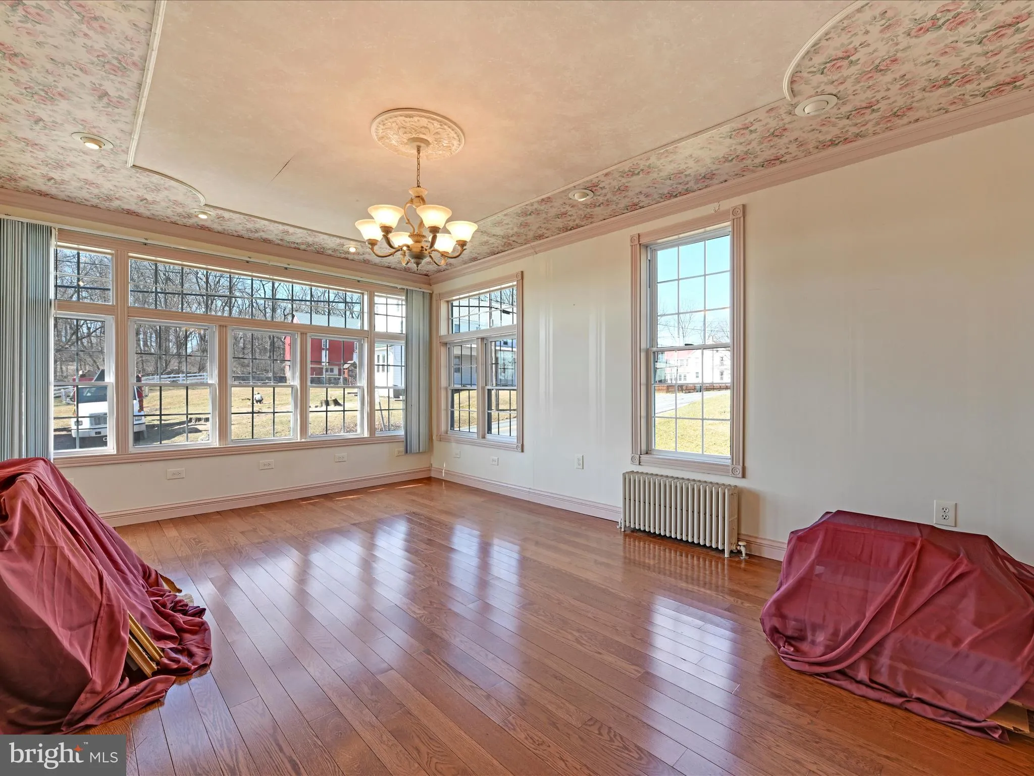 Hershey, Pennsylvania 17033, United States, 3 Bedrooms Bedrooms, ,2 BathroomsBathrooms,Residential,Pending,86420