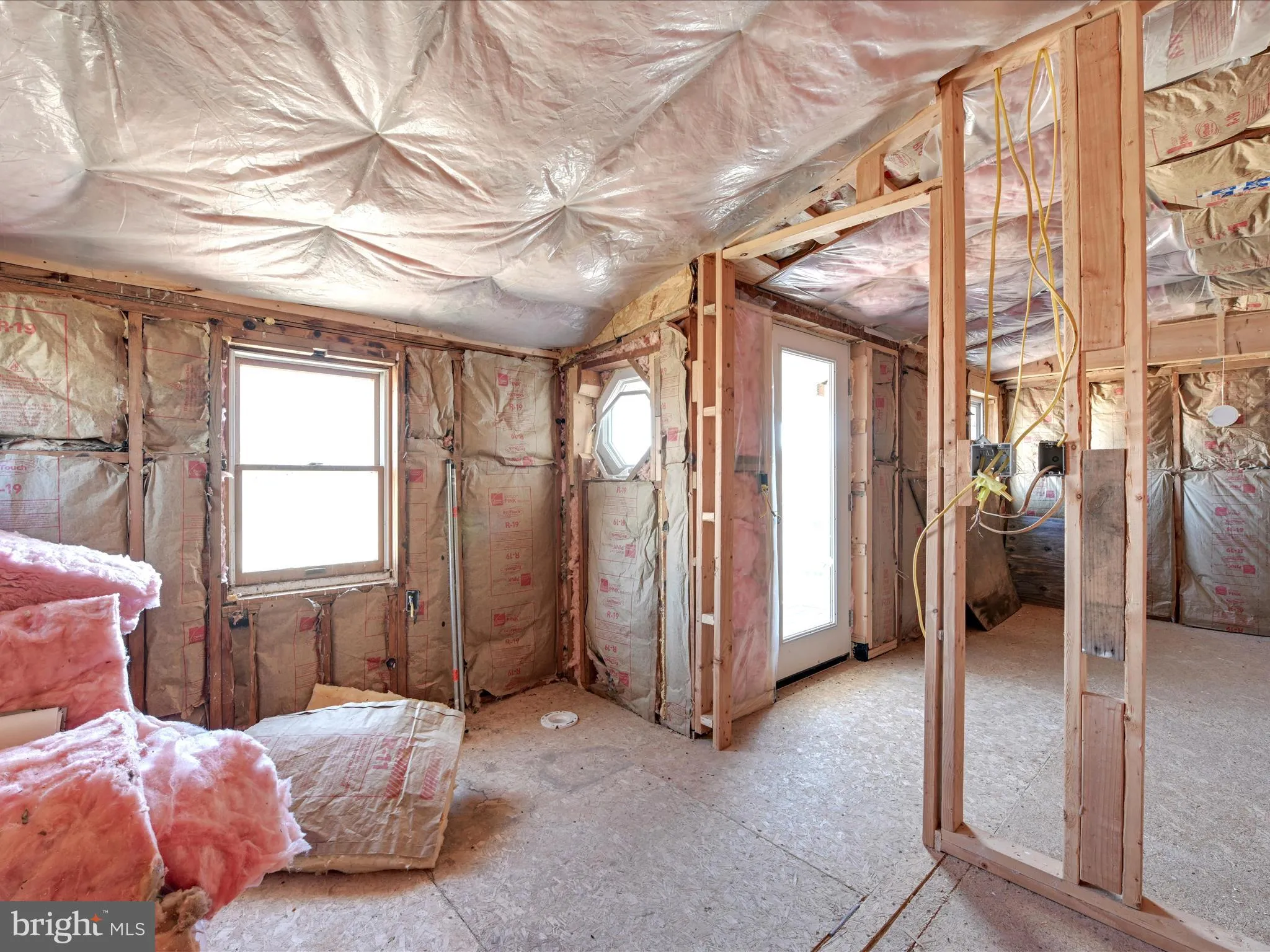 Hershey, Pennsylvania 17033, United States, 3 Bedrooms Bedrooms, ,2 BathroomsBathrooms,Residential,Pending,86420