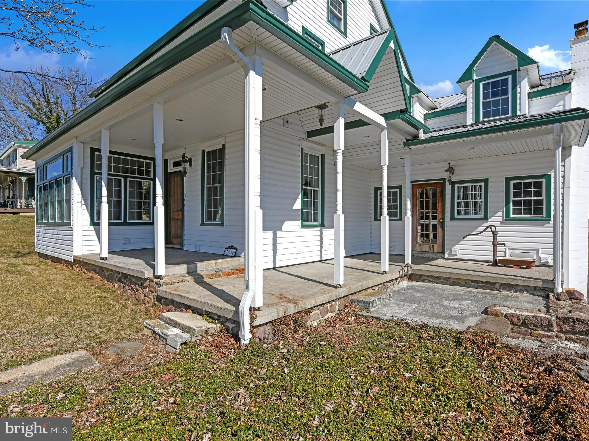 Hershey, Pennsylvania 17033, United States, 3 Bedrooms Bedrooms, ,2 BathroomsBathrooms,Residential,Pending,86420