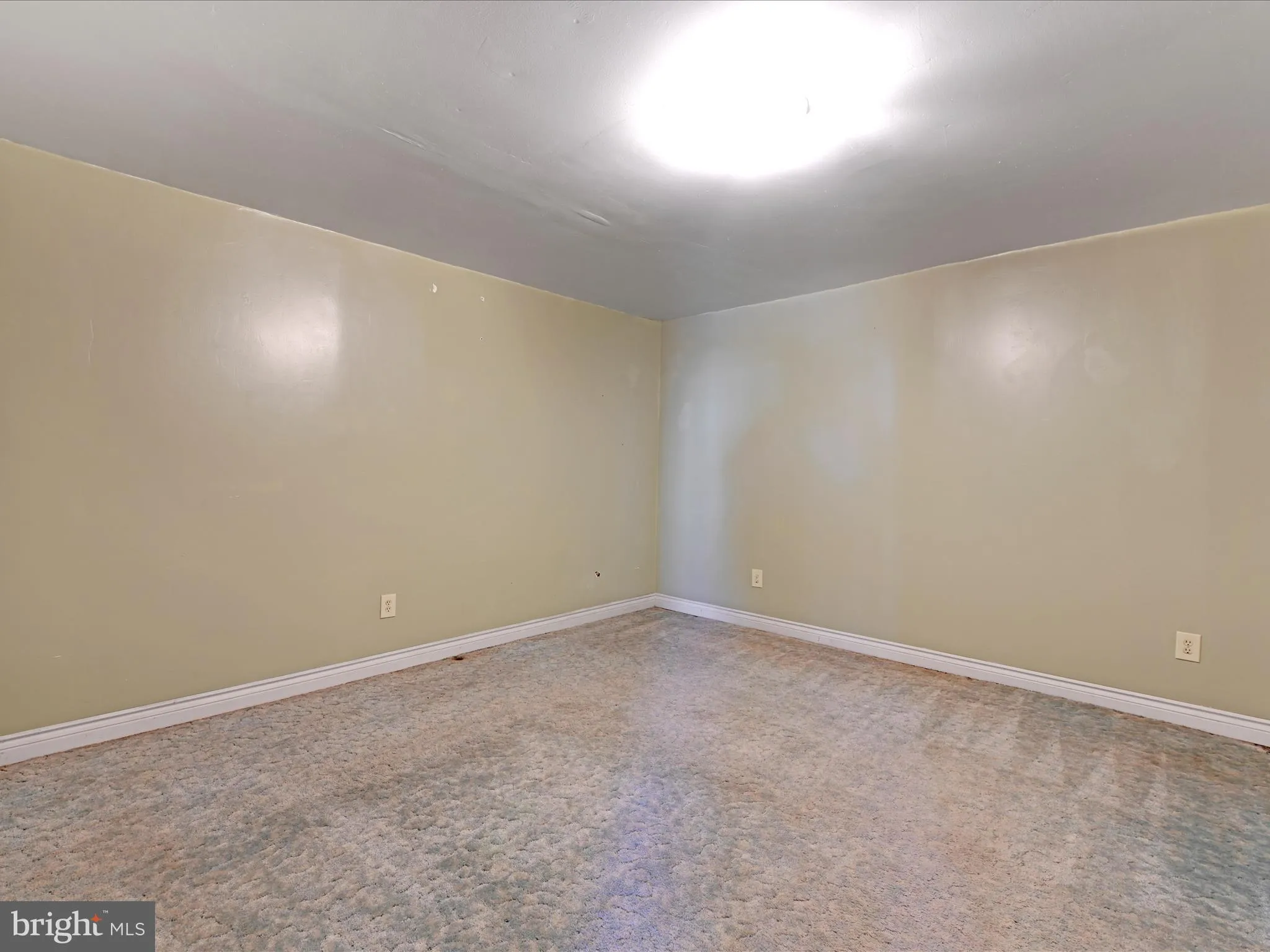 Hershey, Pennsylvania 17033, United States, 3 Bedrooms Bedrooms, ,2 BathroomsBathrooms,Residential,Pending,86420