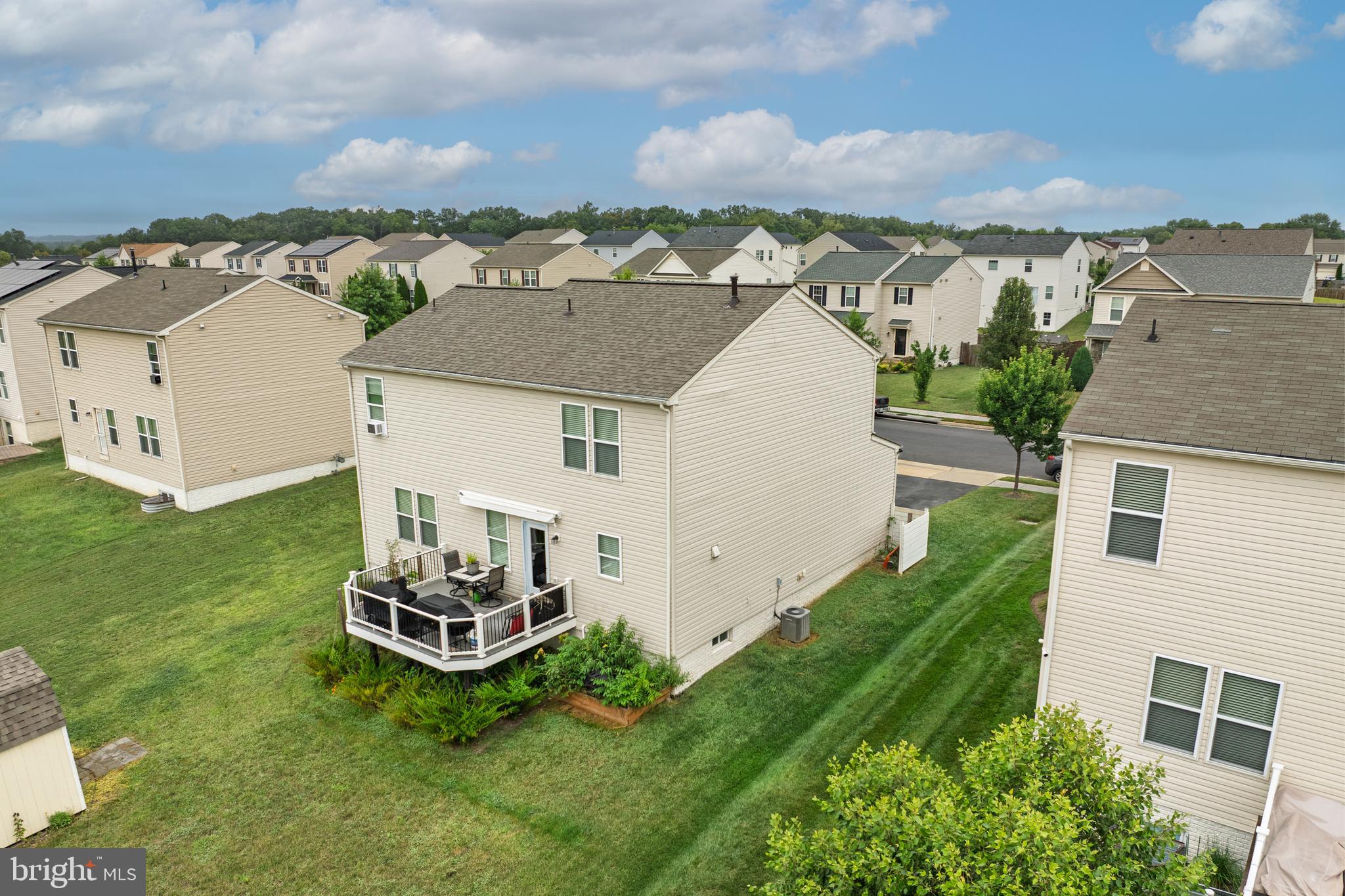 MEADOWS EDGE - Residential