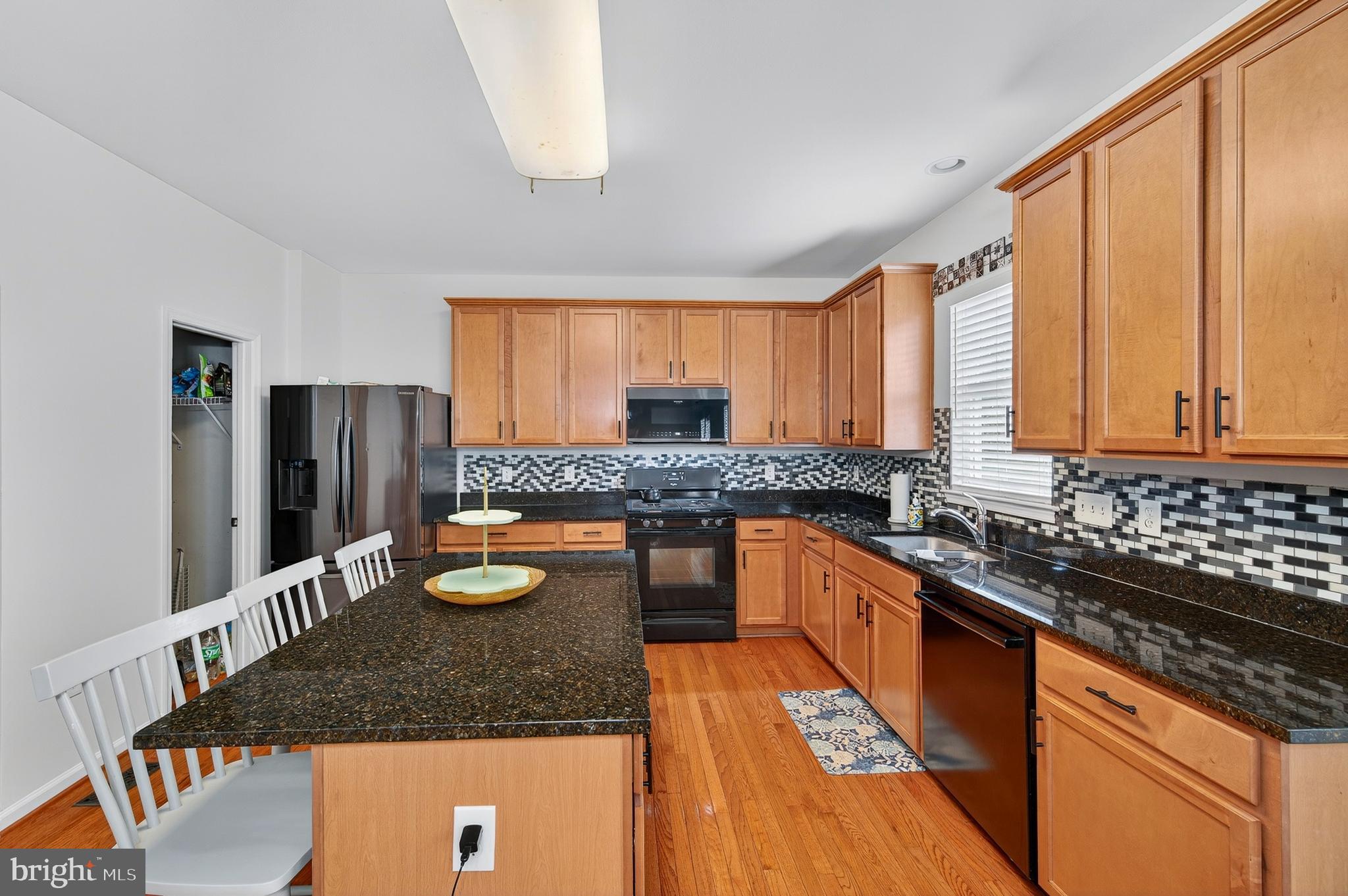 MEADOWS EDGE - Residential