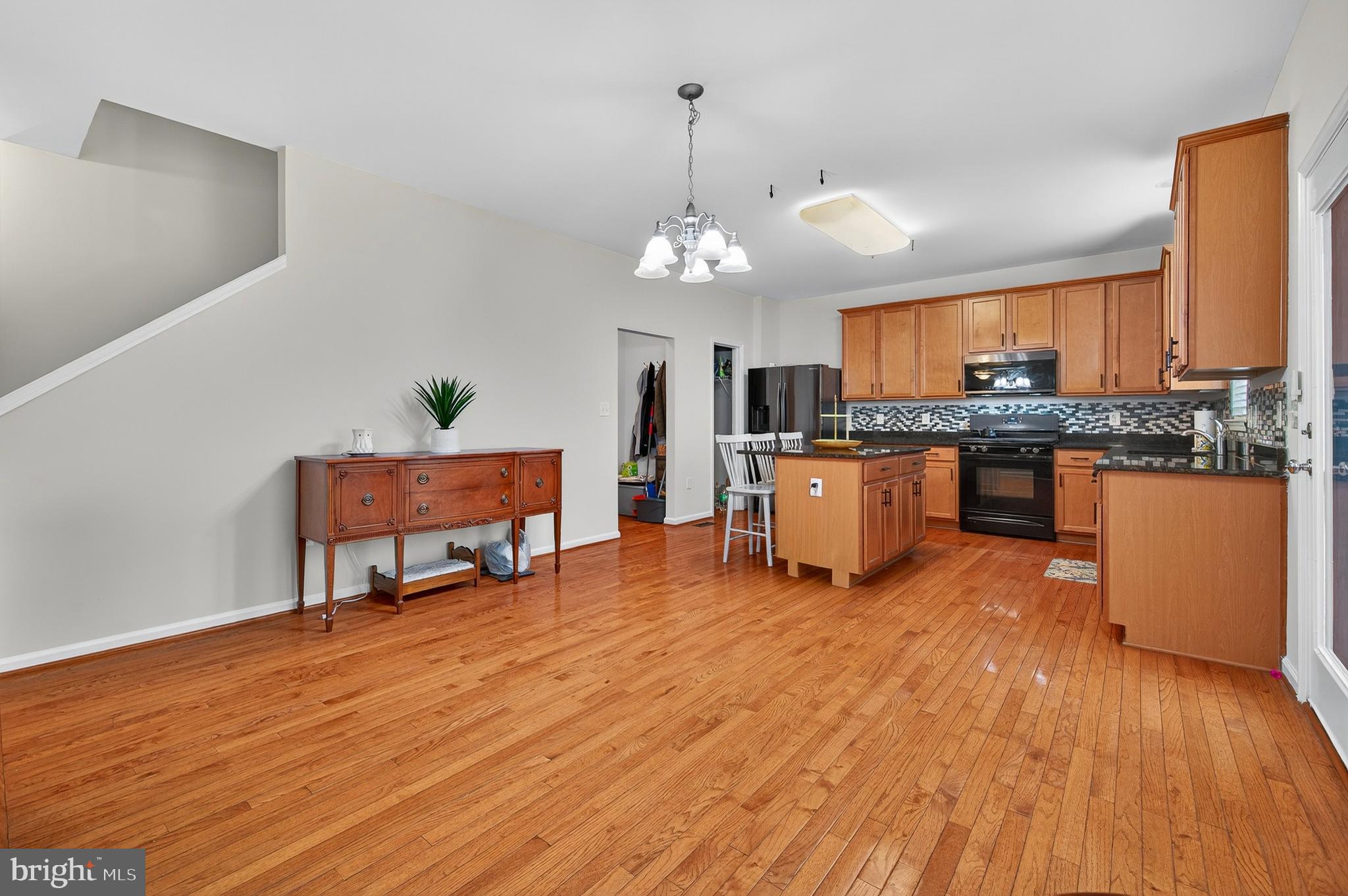 MEADOWS EDGE - Residential