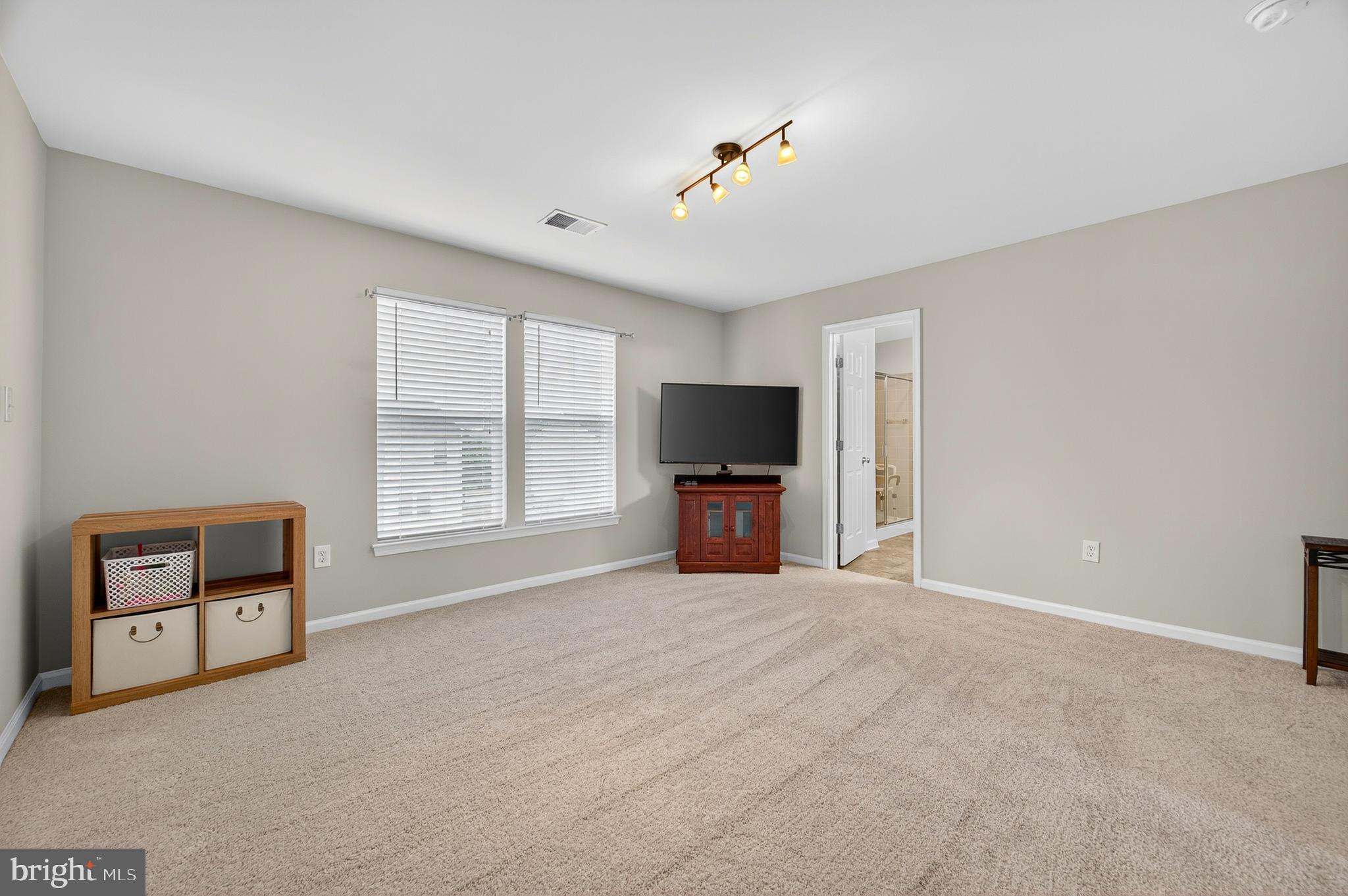 MEADOWS EDGE - Residential