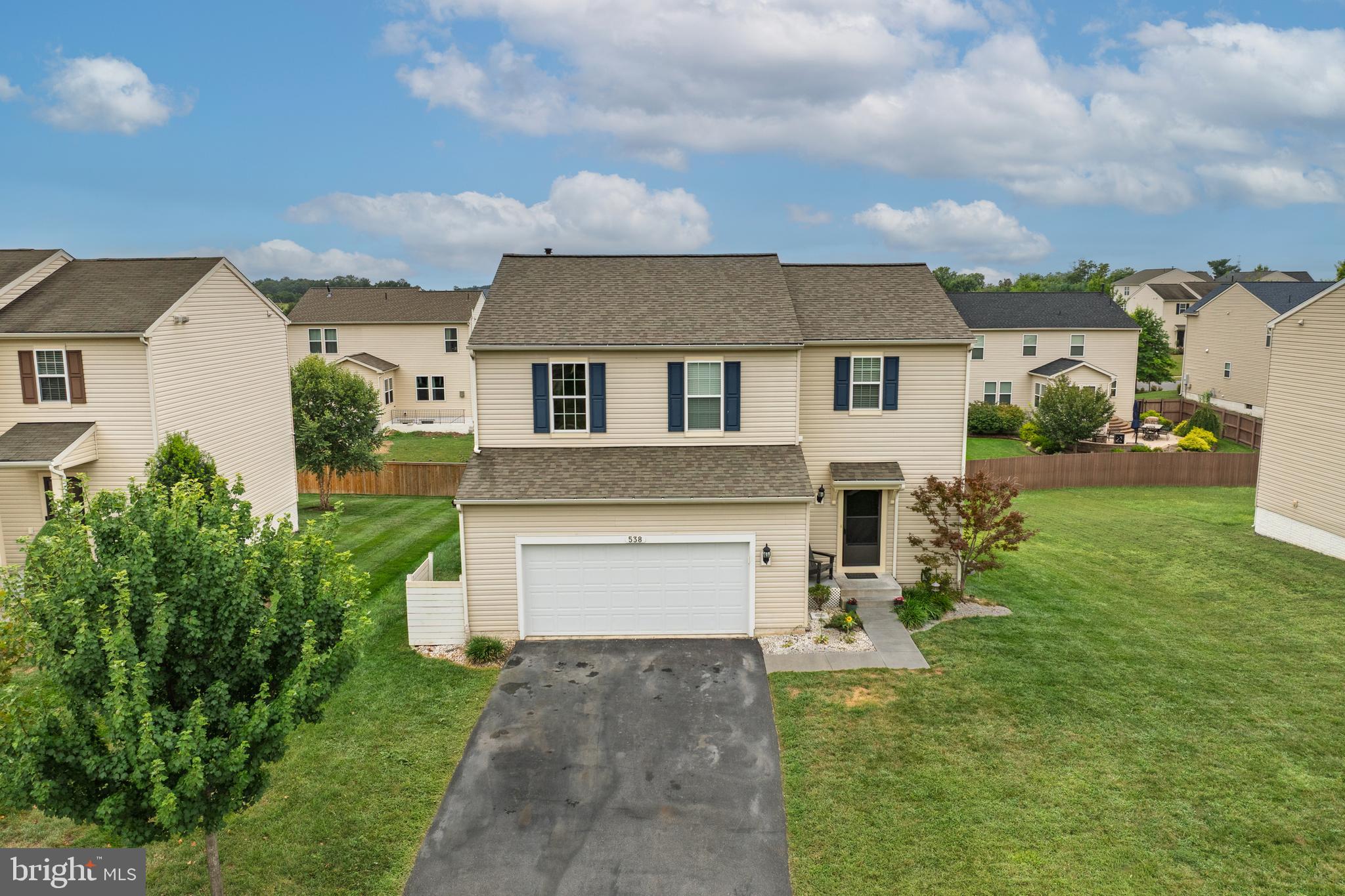 MEADOWS EDGE - Residential