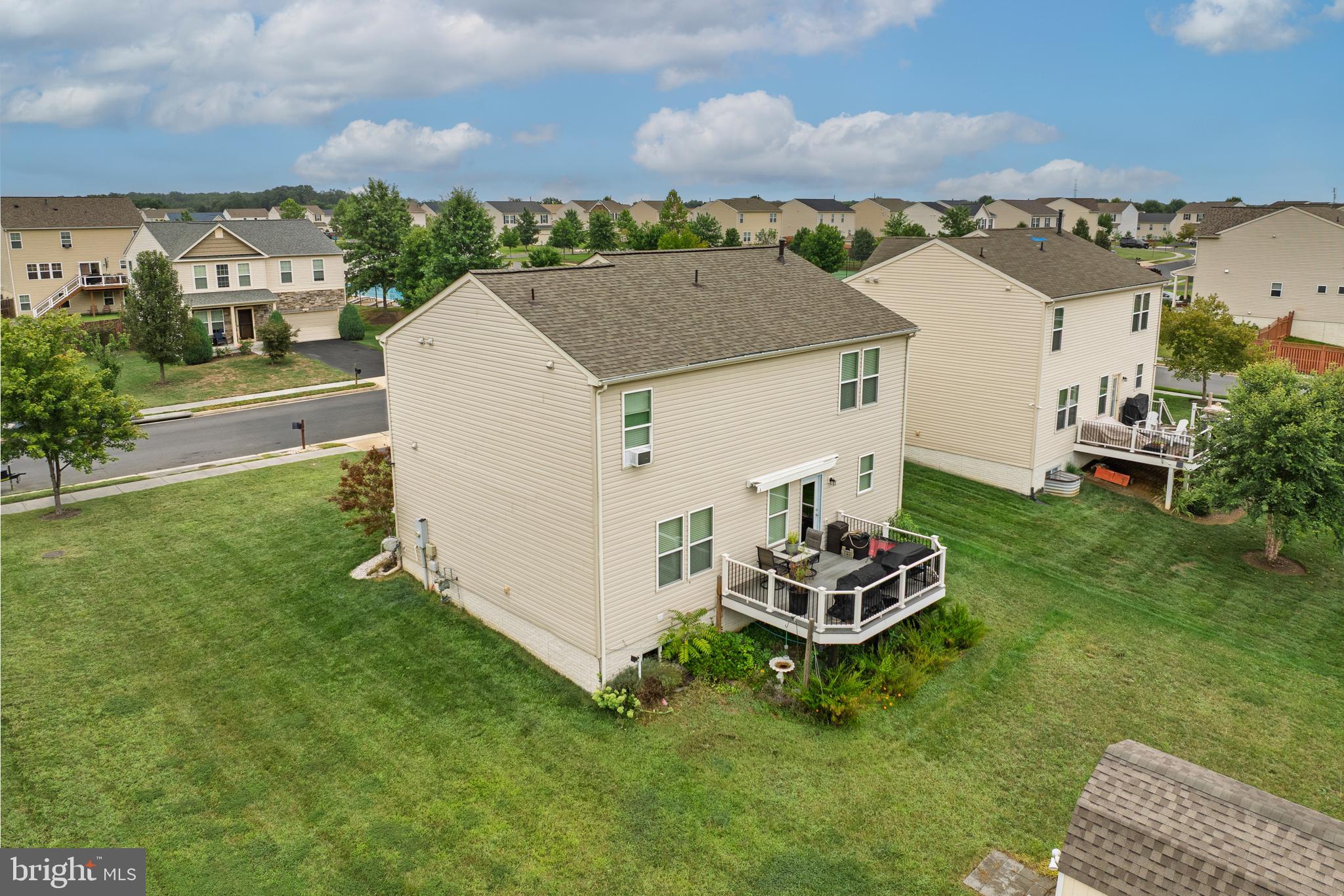 MEADOWS EDGE - Residential