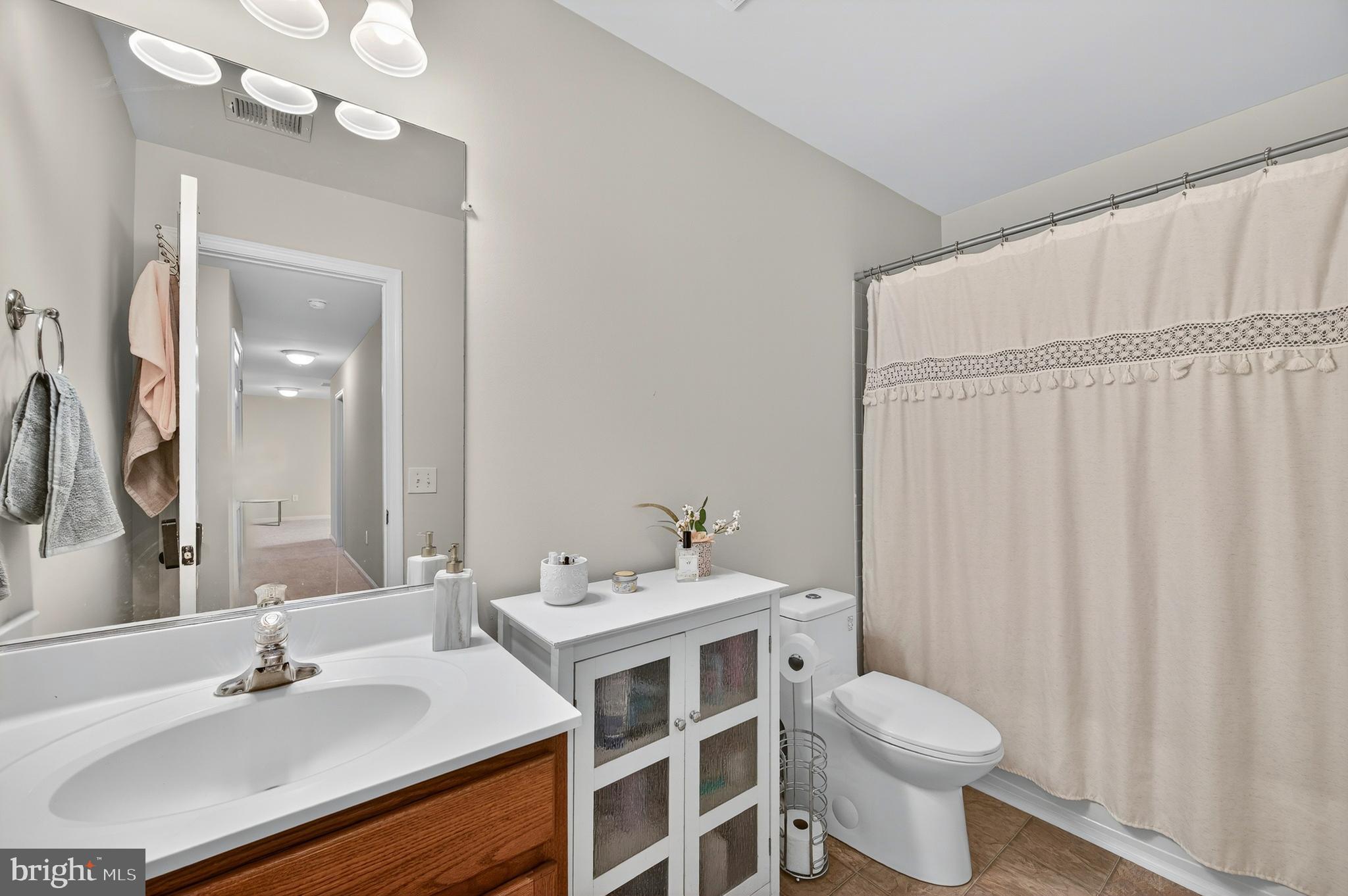 MEADOWS EDGE - Residential