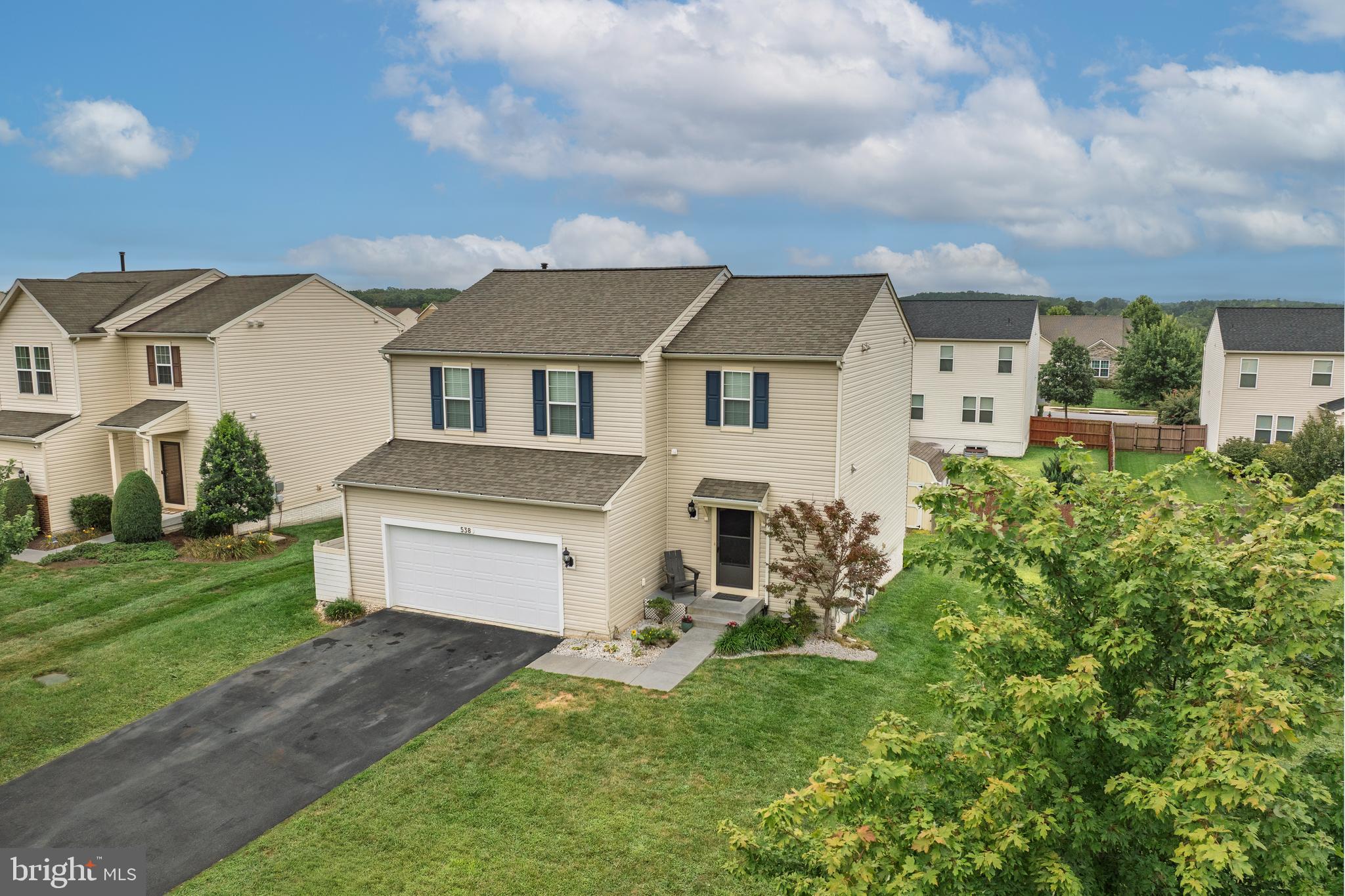 MEADOWS EDGE - Residential