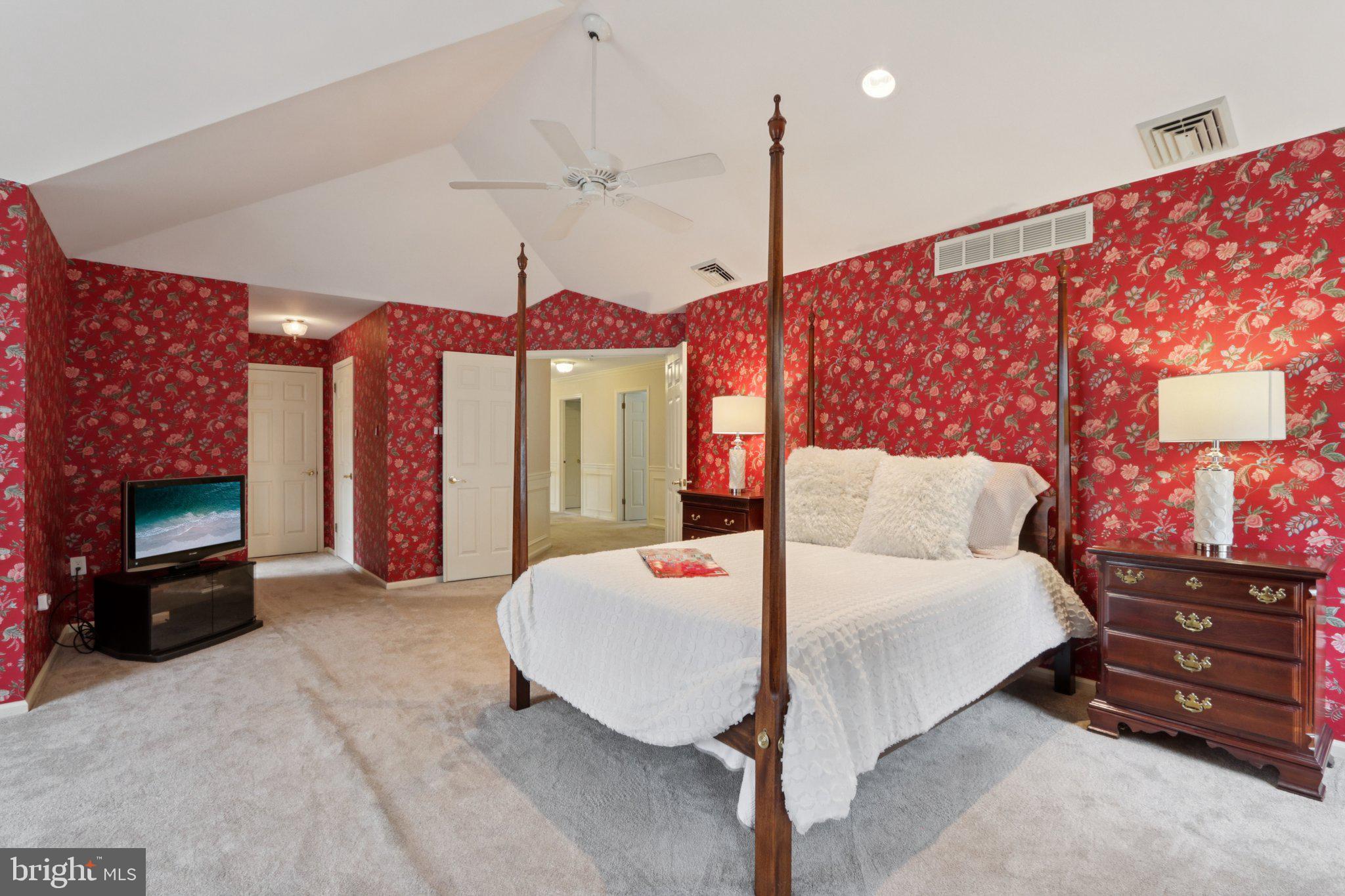 HIDDEN CREEK ESTATES - Residential