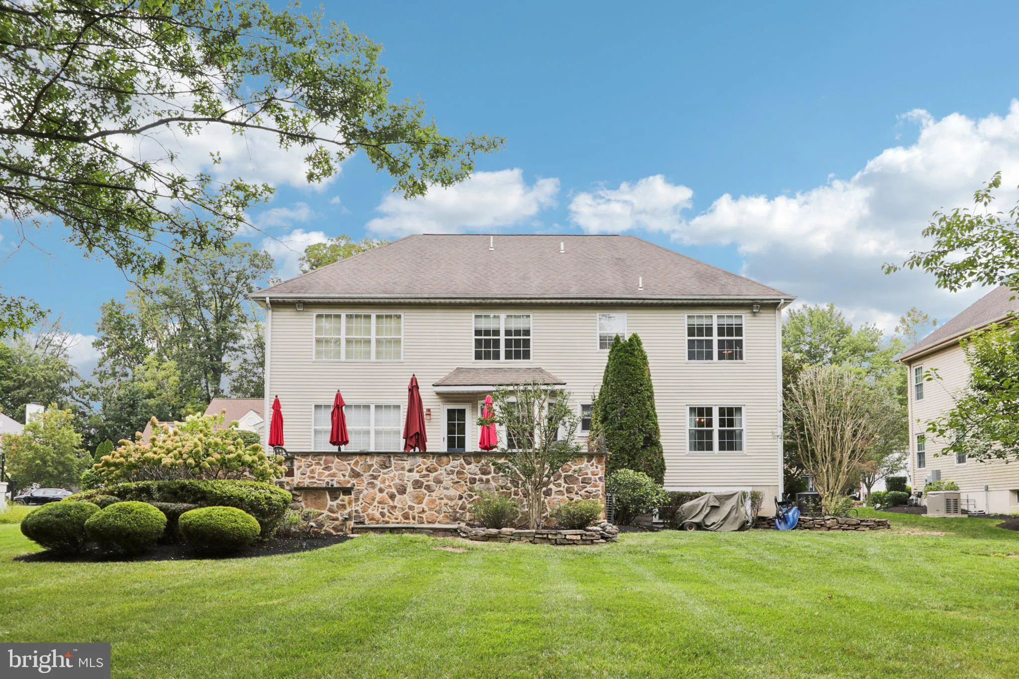 Hatboro, Pennsylvania 19040, United States, 4 Bedrooms Bedrooms, ,4 BathroomsBathrooms,Residential,Contingent,207981