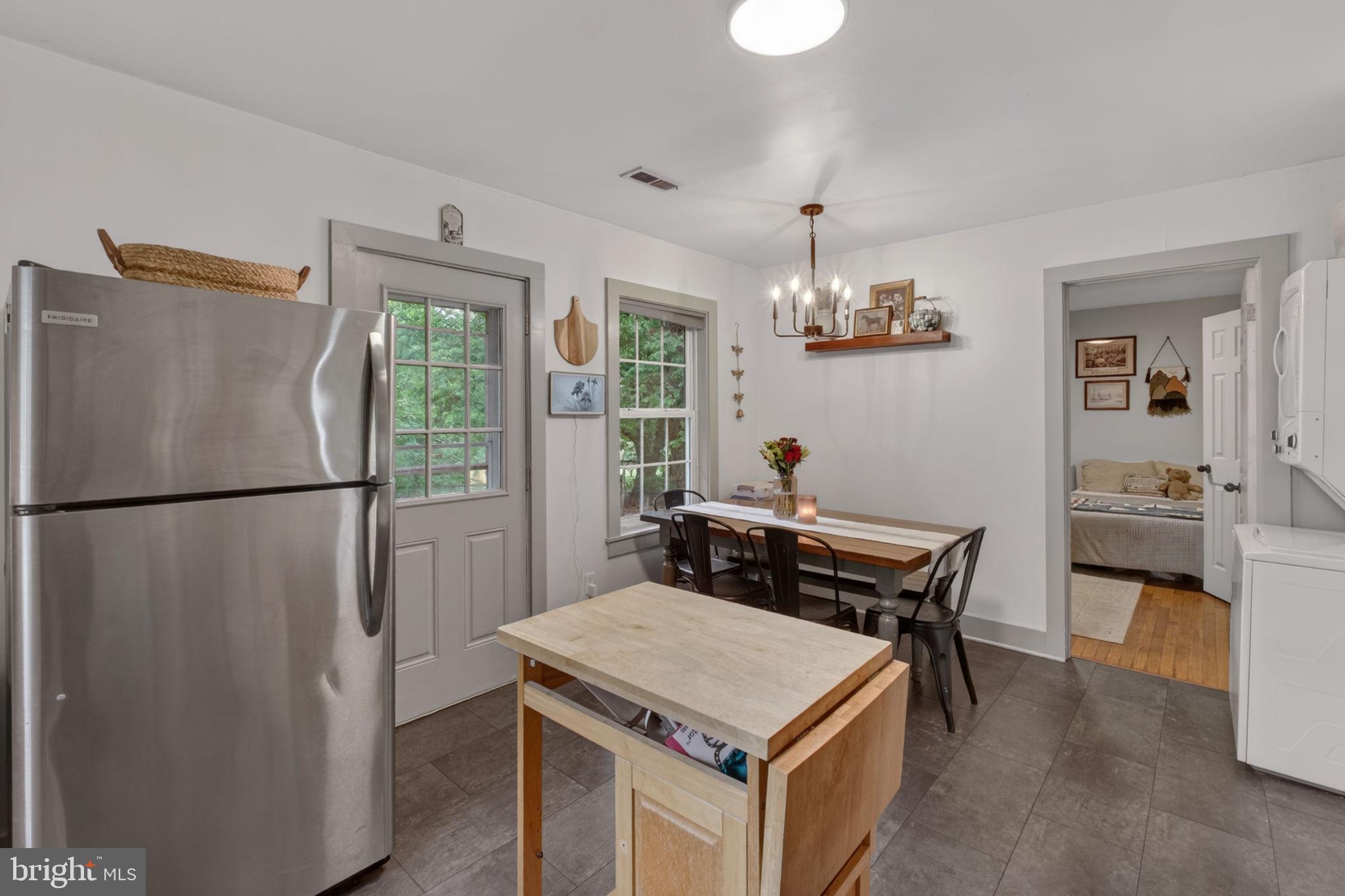 TOWN OF GORDONSVILLE - Residential