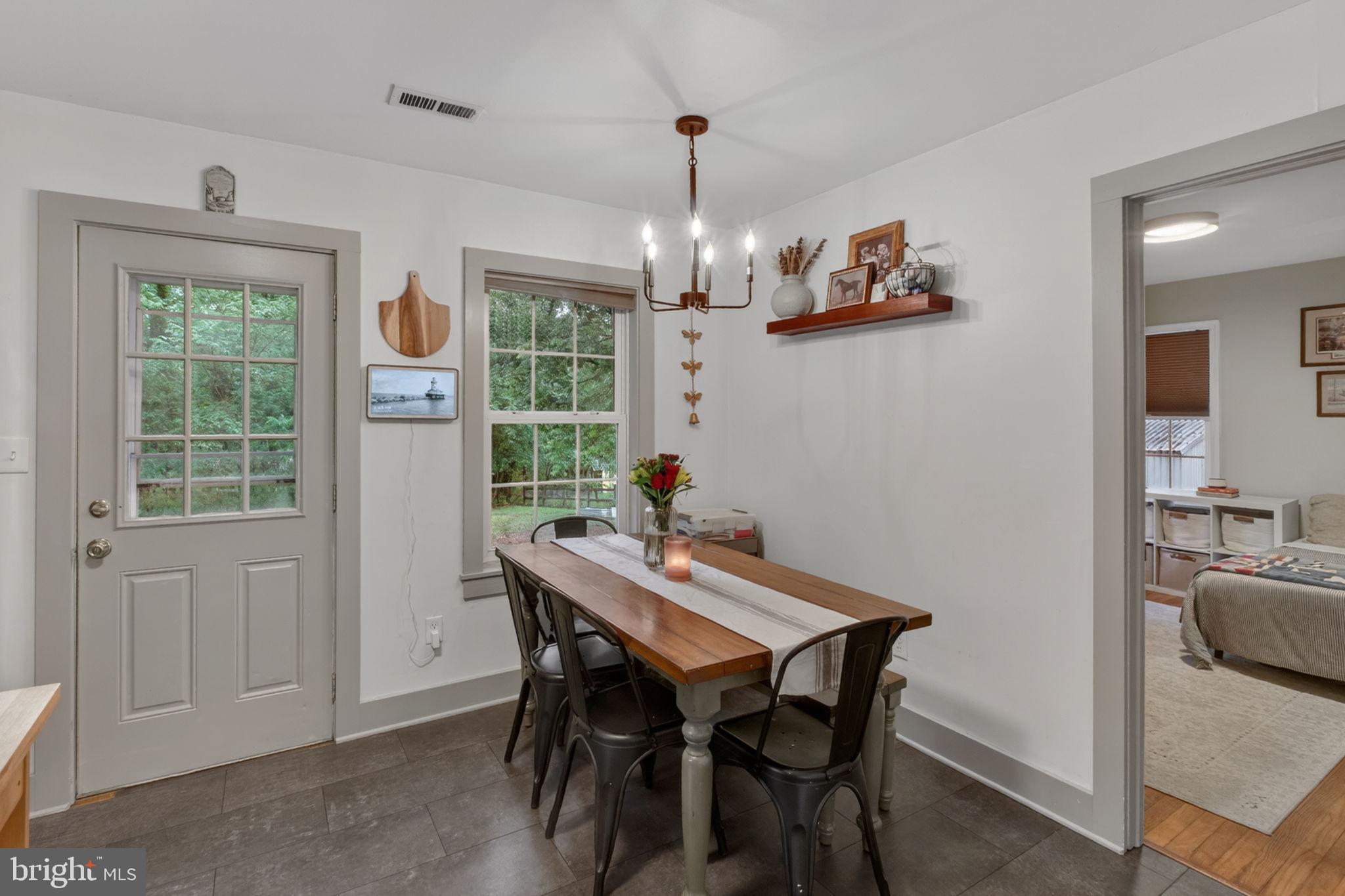TOWN OF GORDONSVILLE - Residential