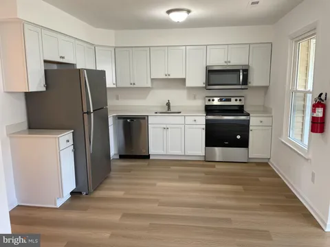 MLS: NJBL2081380