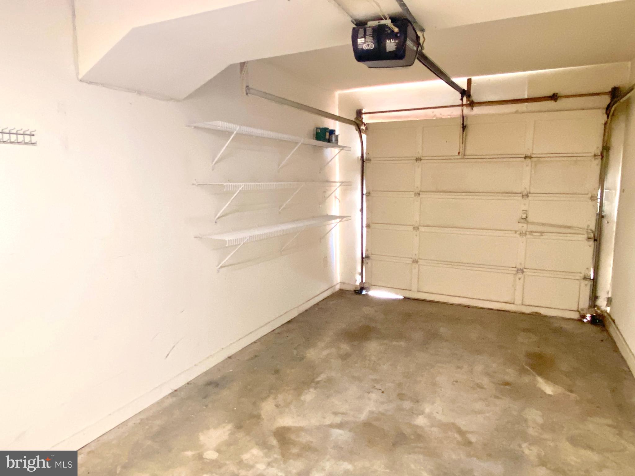 WASHINGTON SQUARE - Residential Lease