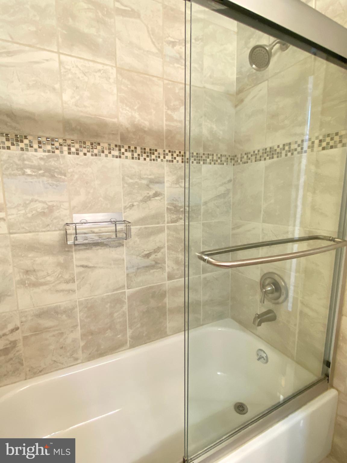 WASHINGTON SQUARE - Residential Lease