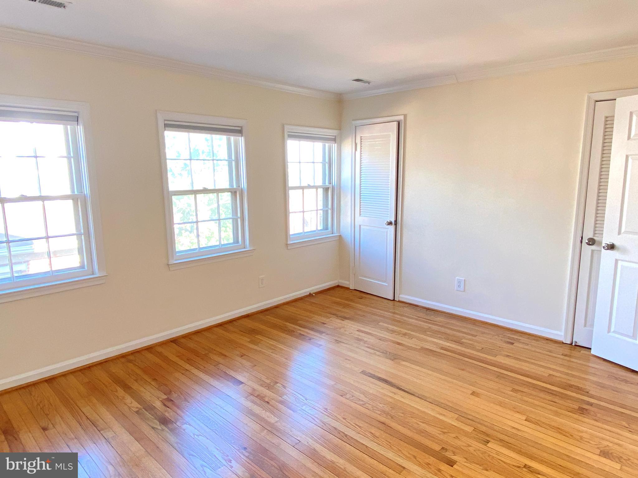 WASHINGTON SQUARE - Residential Lease