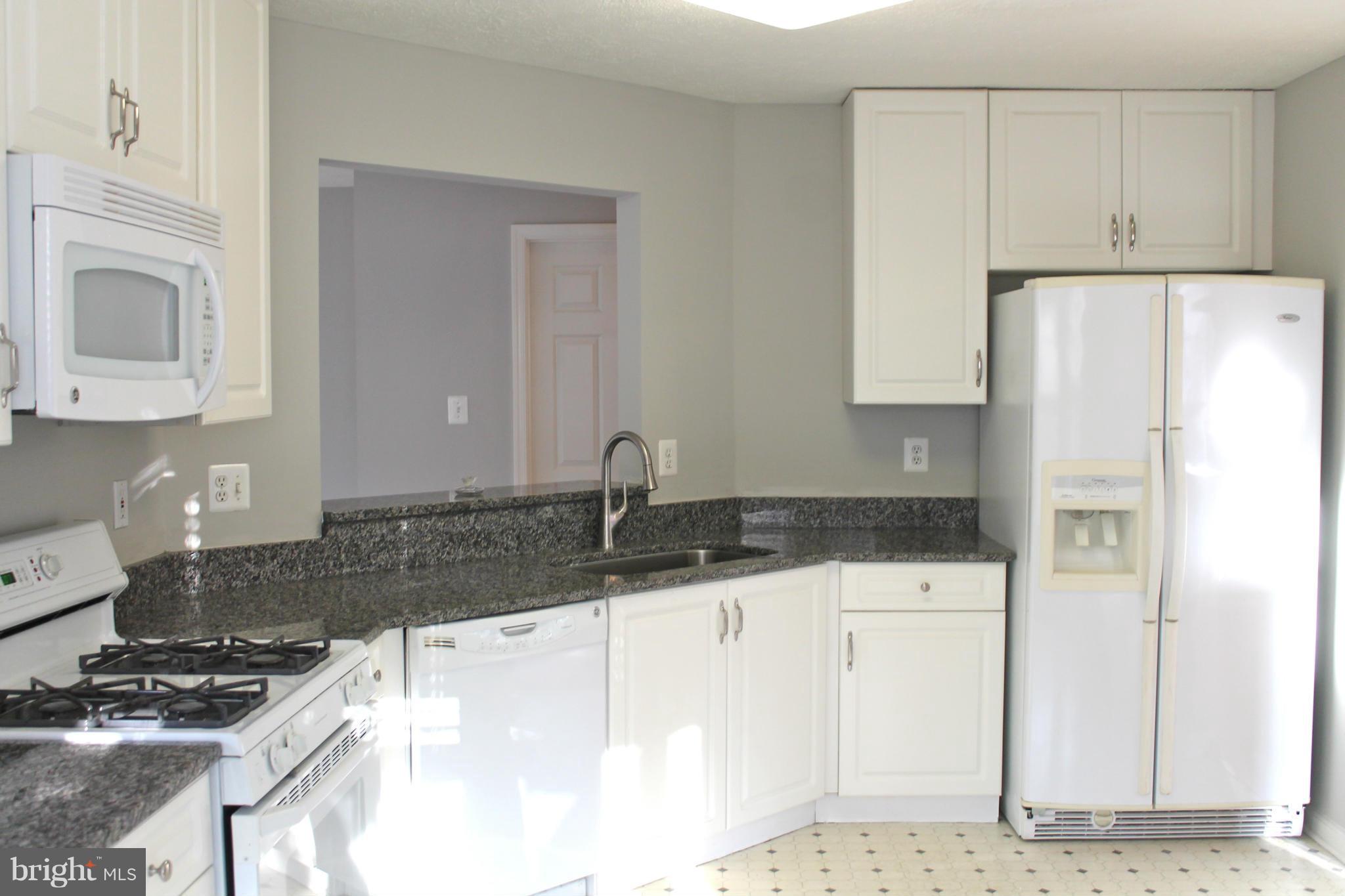 FALCON CREST - Residential Lease