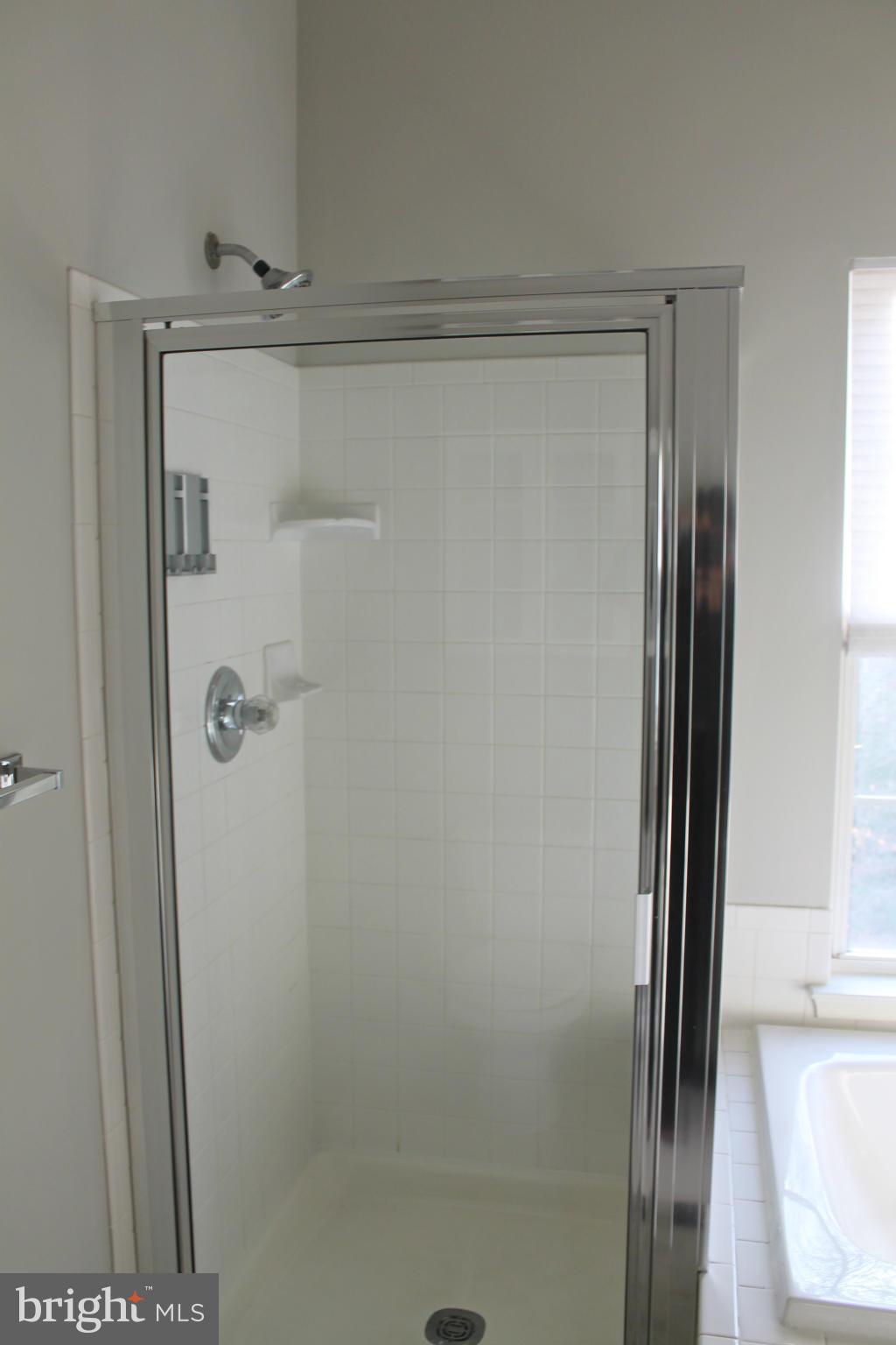 FALCON CREST - Residential Lease