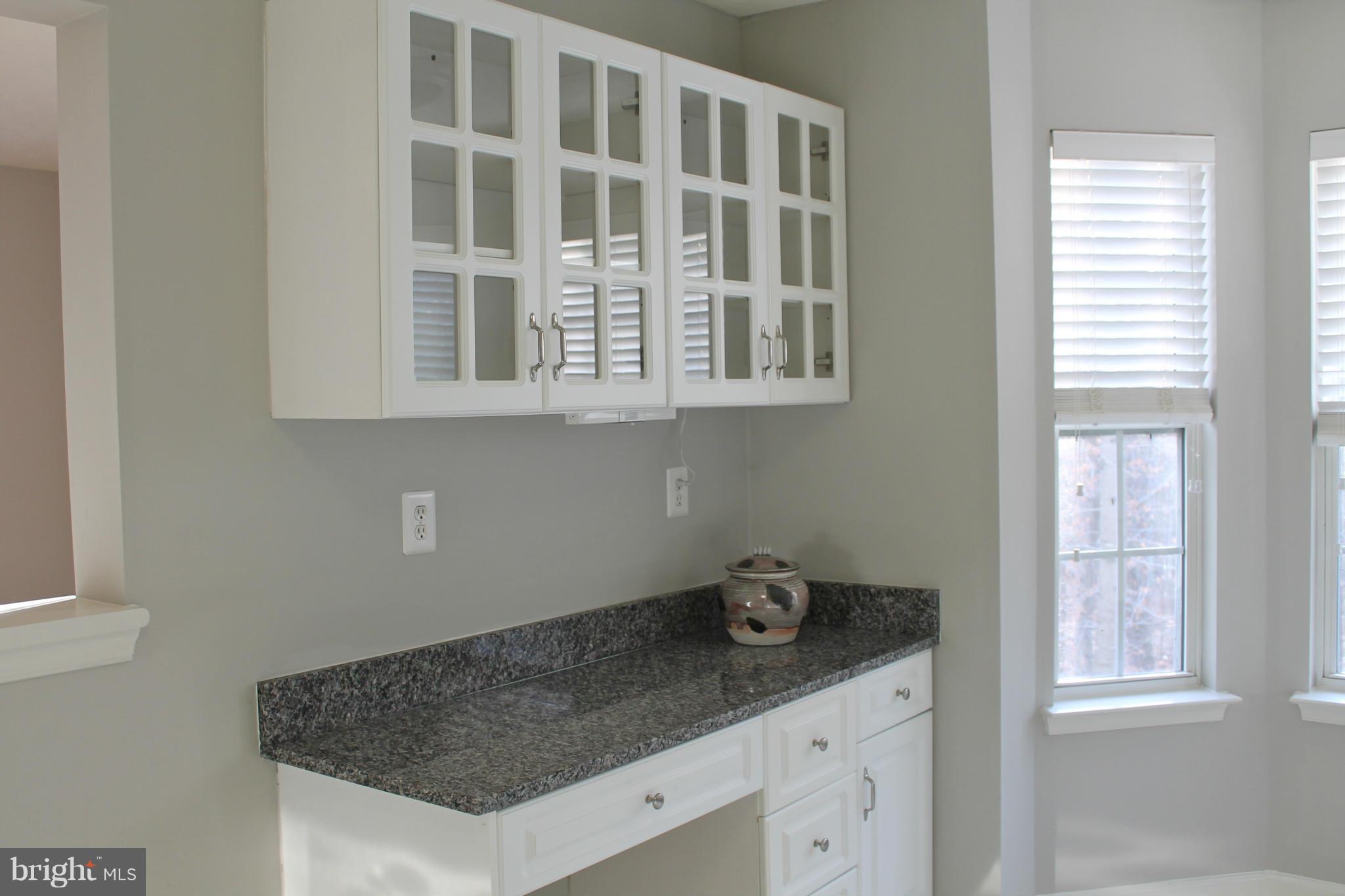 FALCON CREST - Residential Lease