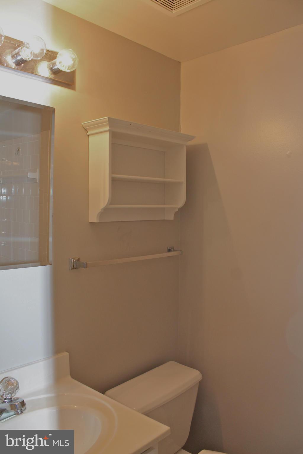 FALCON CREST - Residential Lease