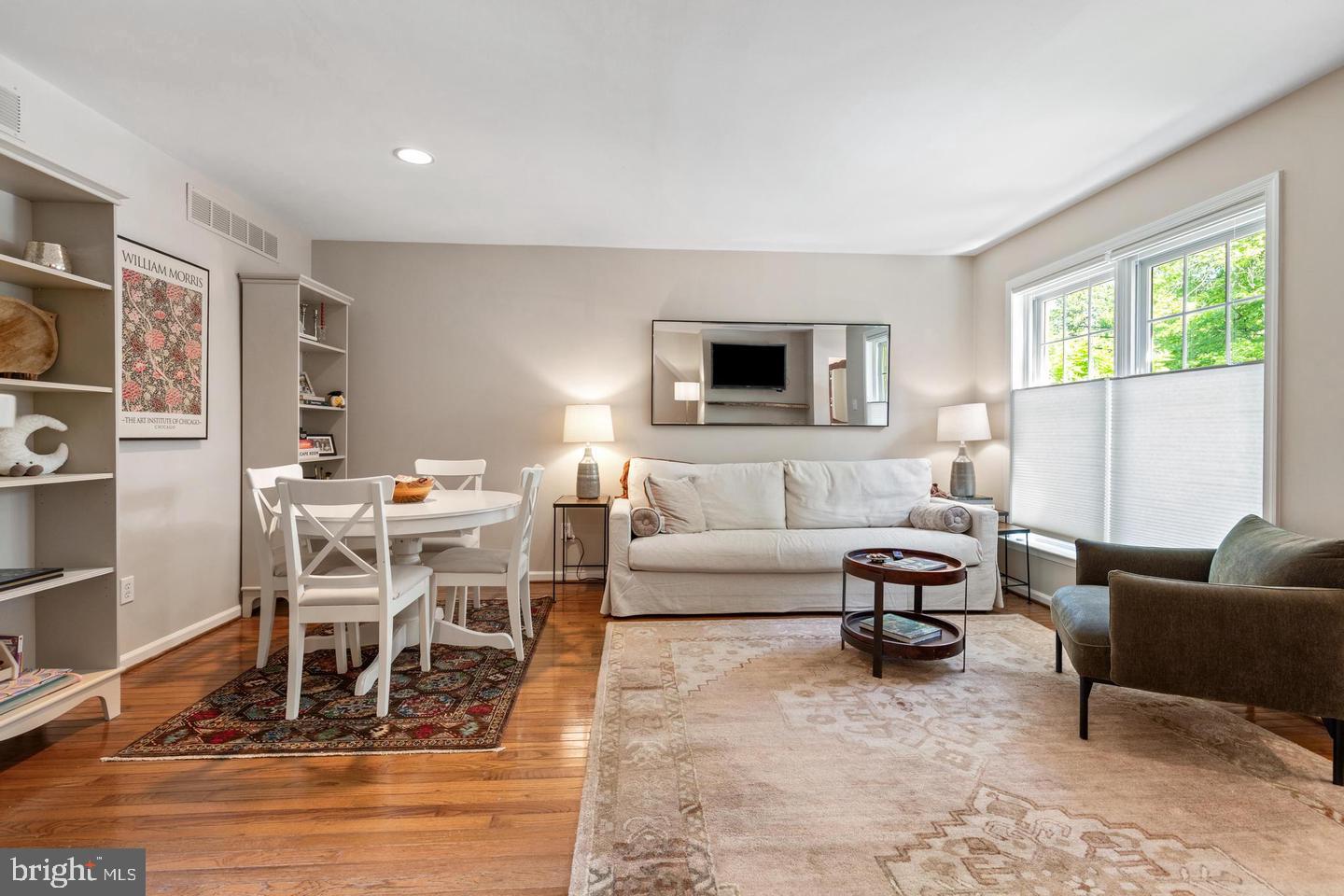 14 NEWTON STREET 00 F27
