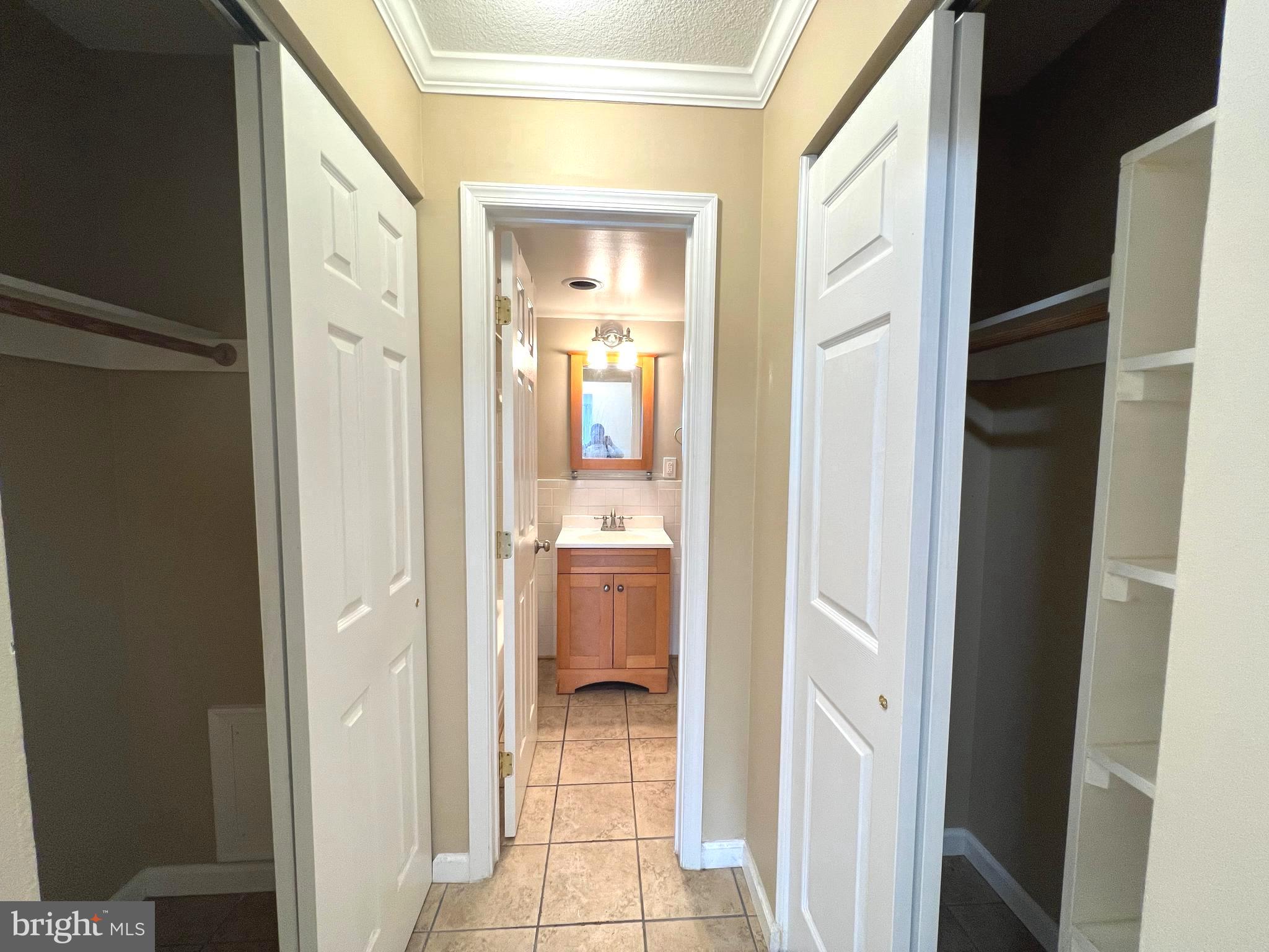 AMERICANA CENTRE - Residential