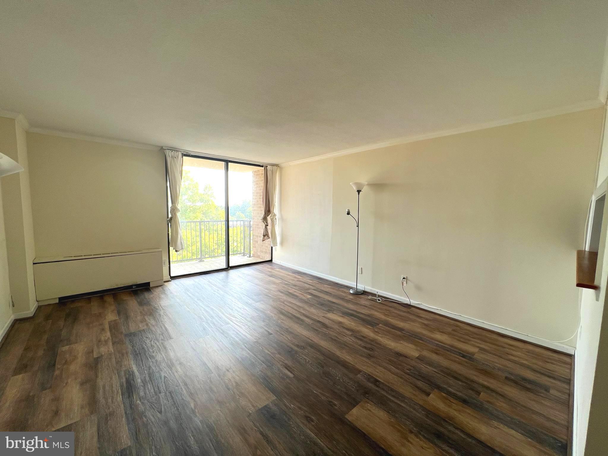 AMERICANA CENTRE - Residential