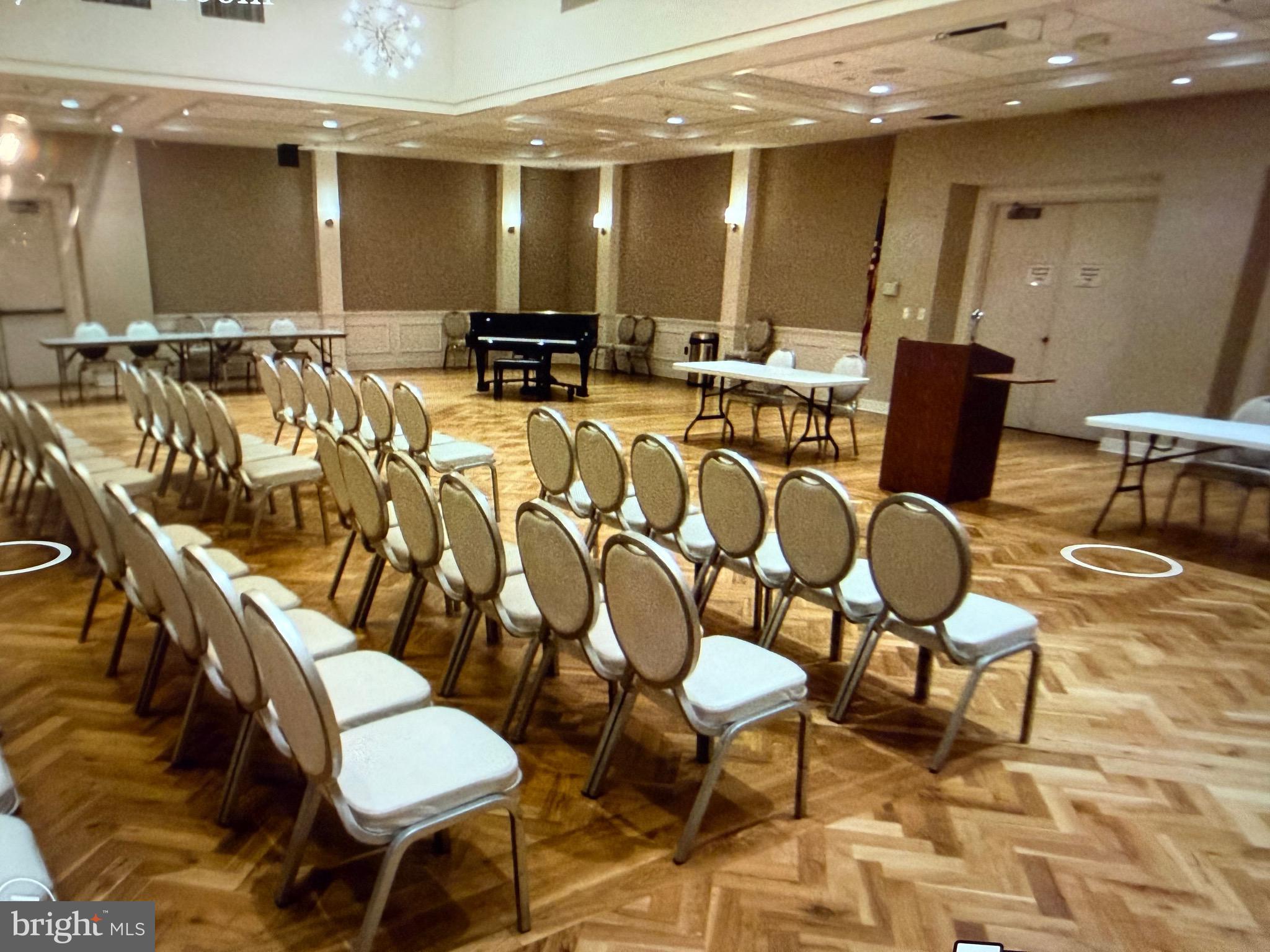 15401 BASSETT LANE 45-2E