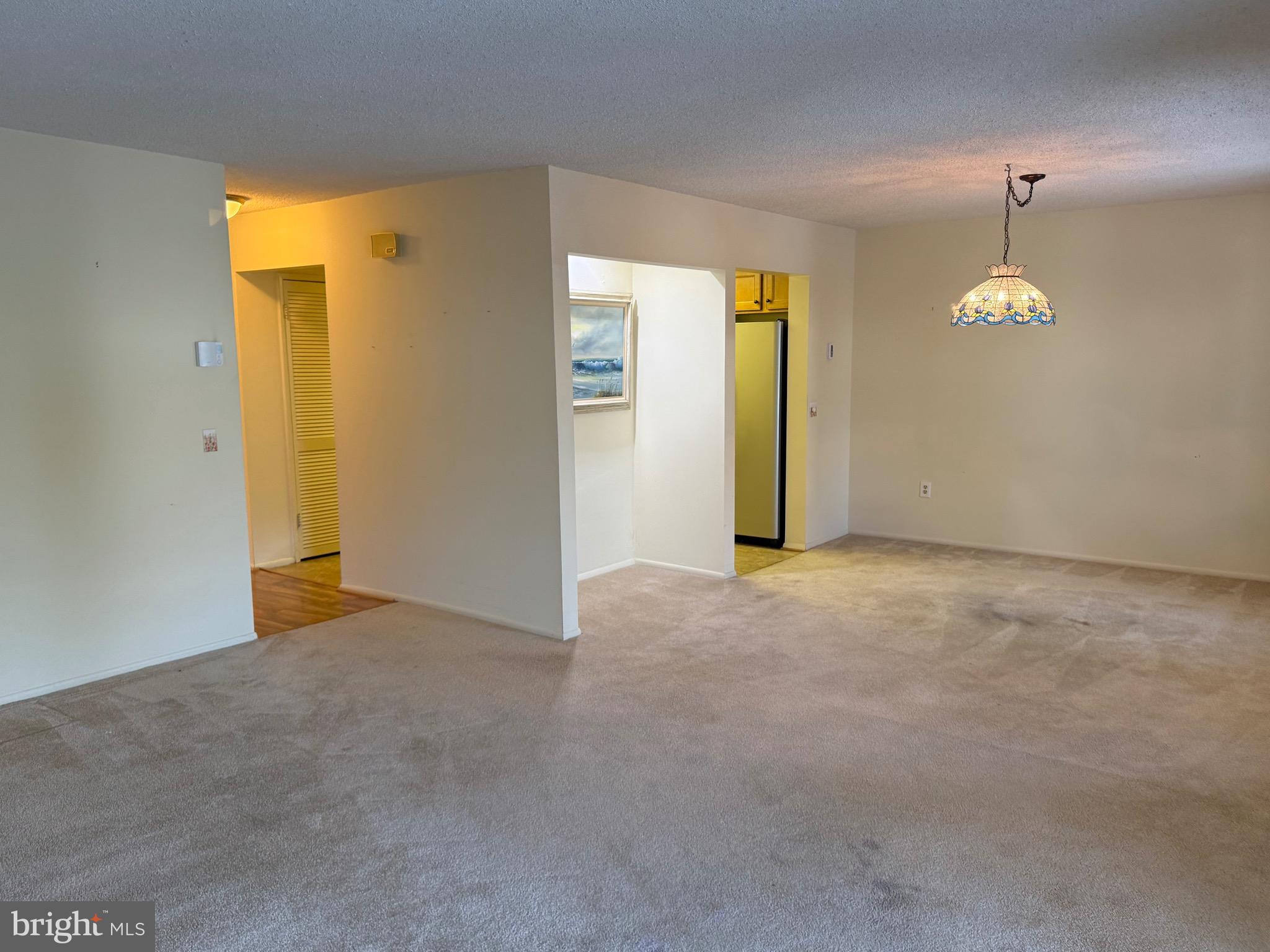 LEISURE WORLD - Residential