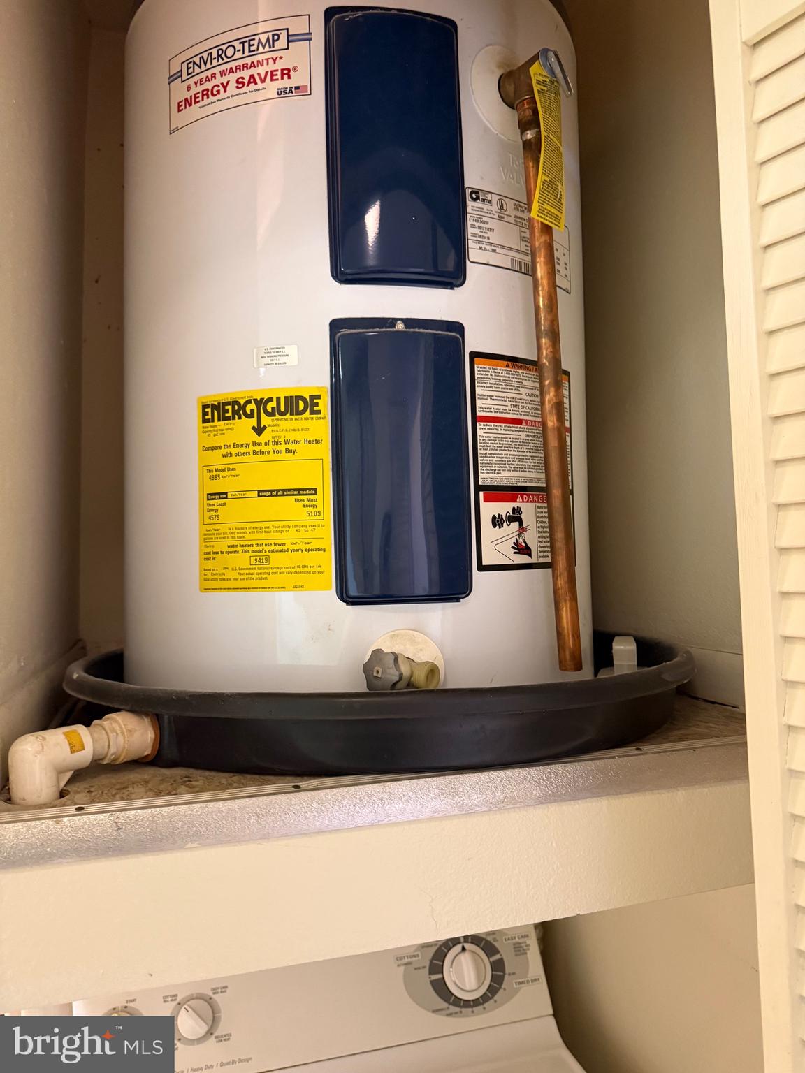 LEISURE WORLD - Residential