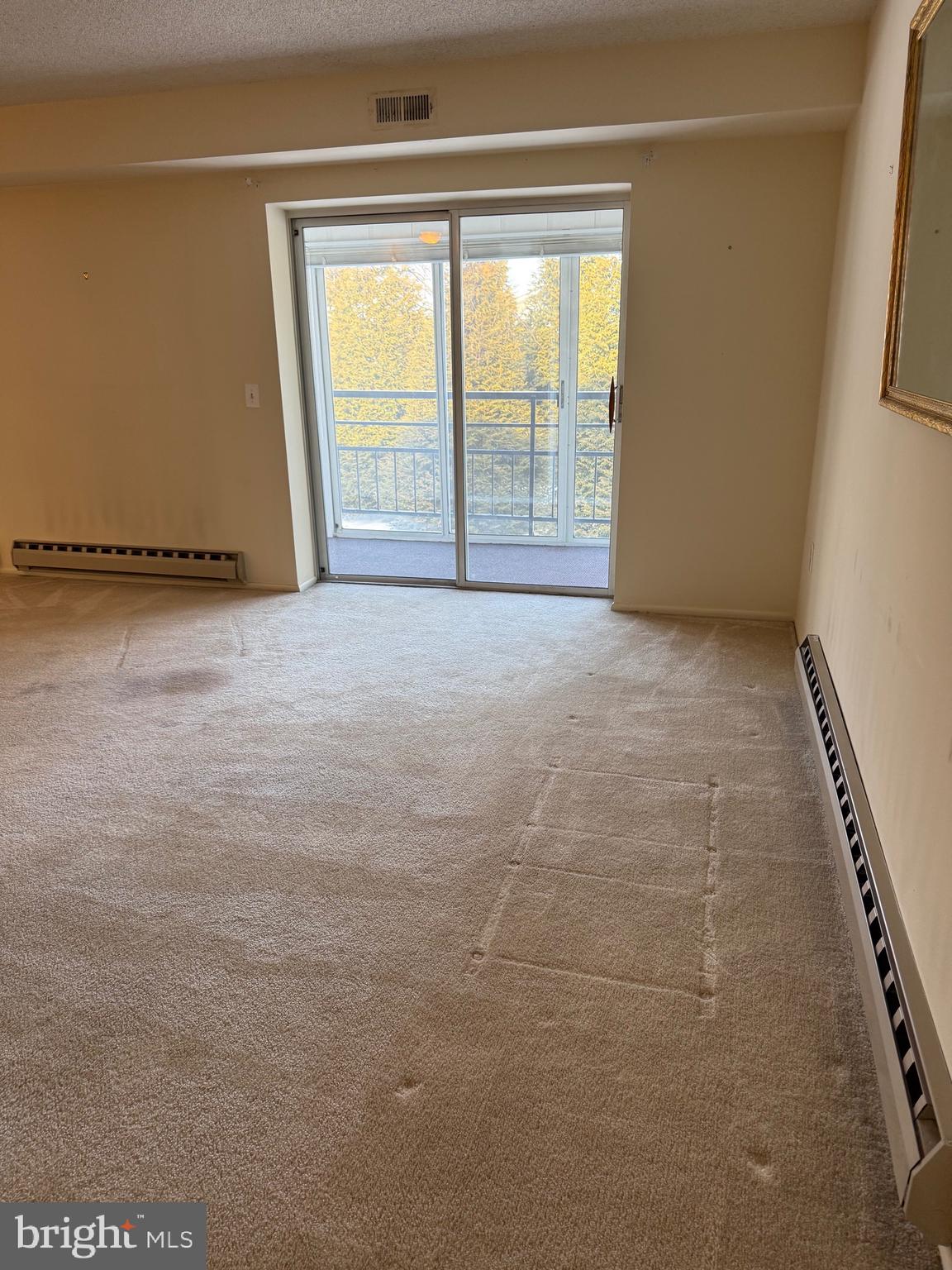 LEISURE WORLD - Residential