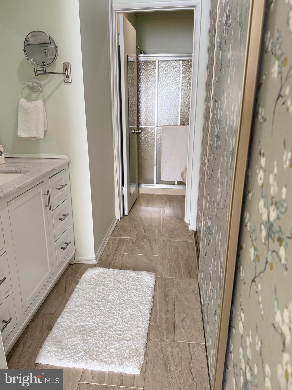 LEISURE WORLD - Residential