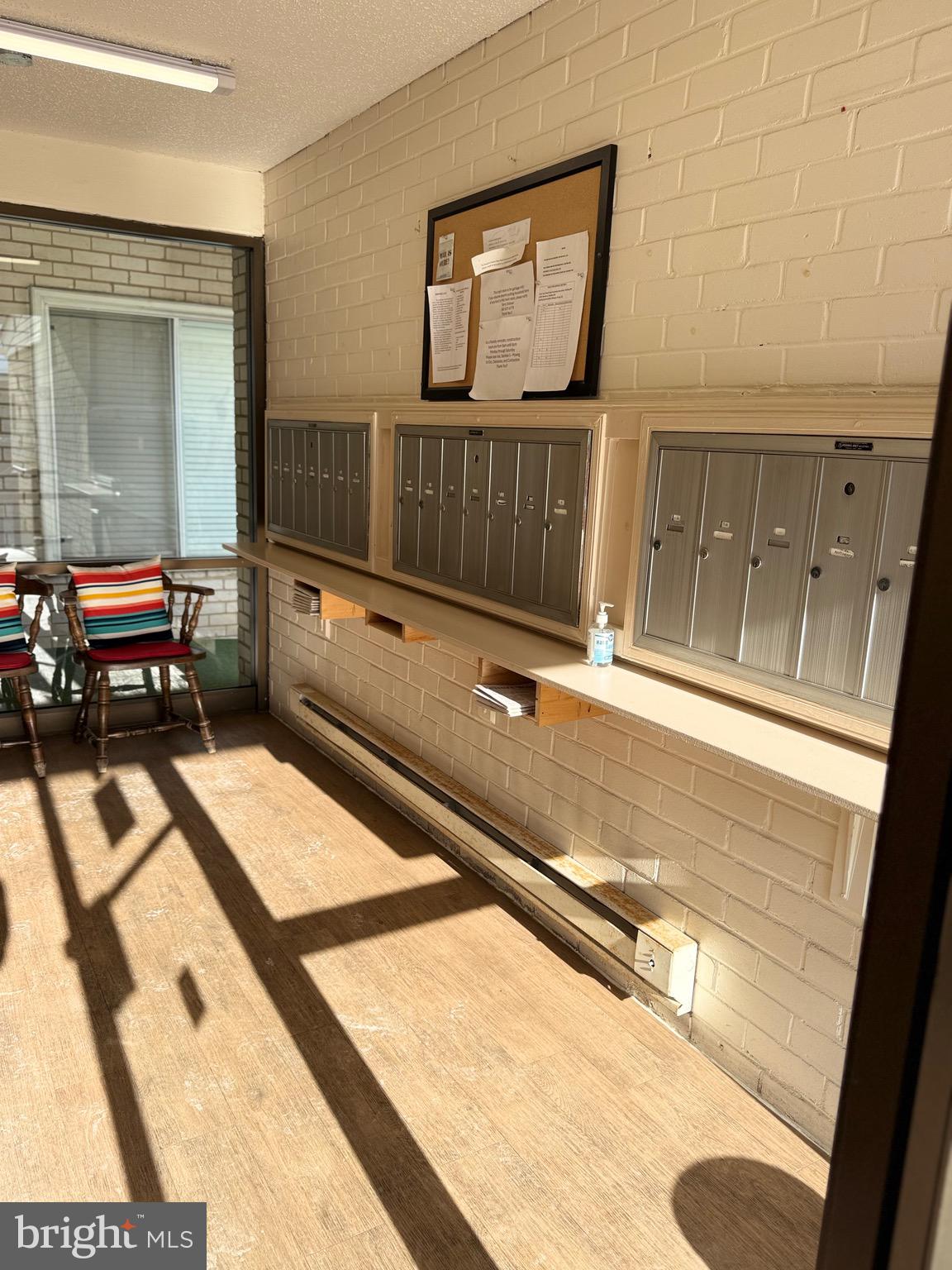 LEISURE WORLD - Residential