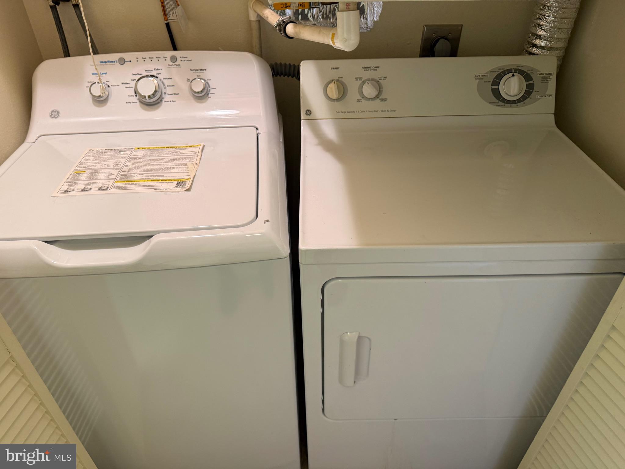 LEISURE WORLD - Residential