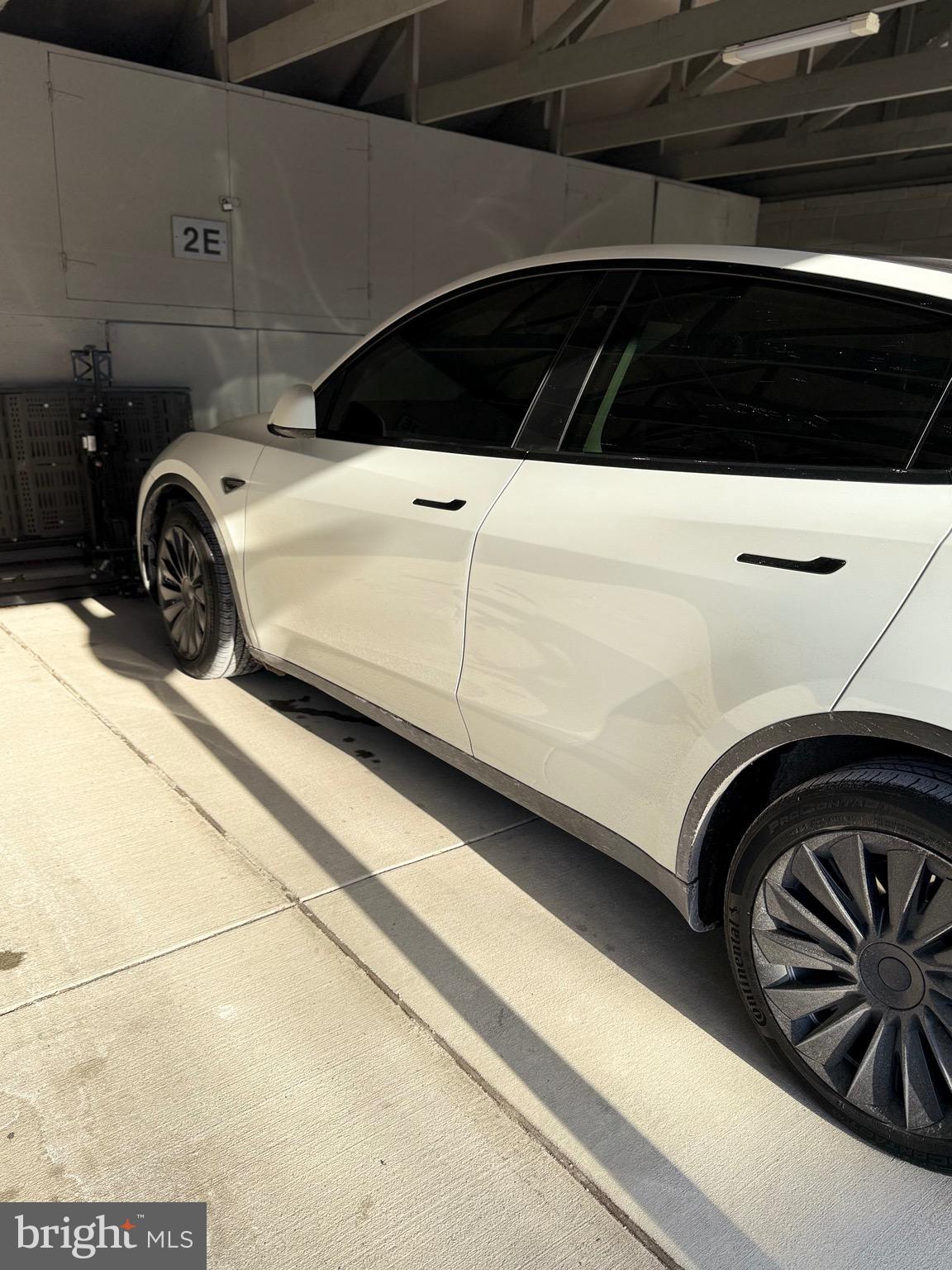 LEISURE WORLD - Residential