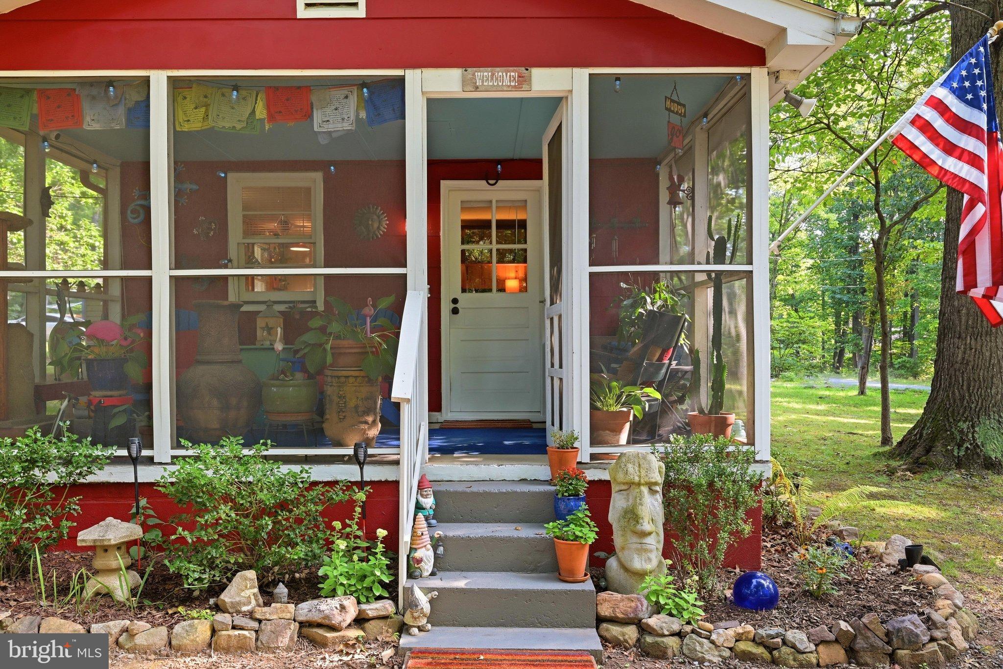305 RACCOON DRIVE