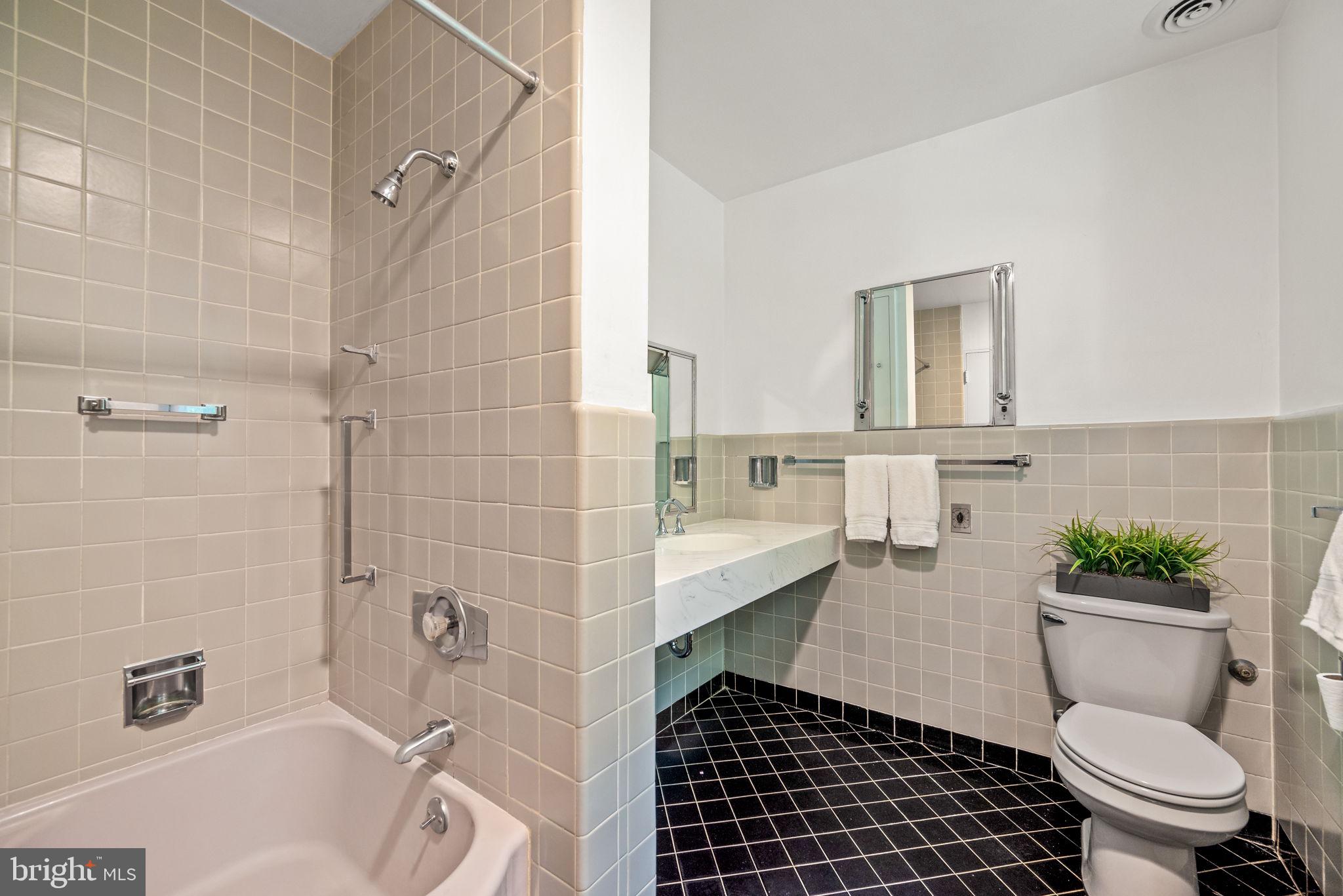 SWARTHMORE - Residential