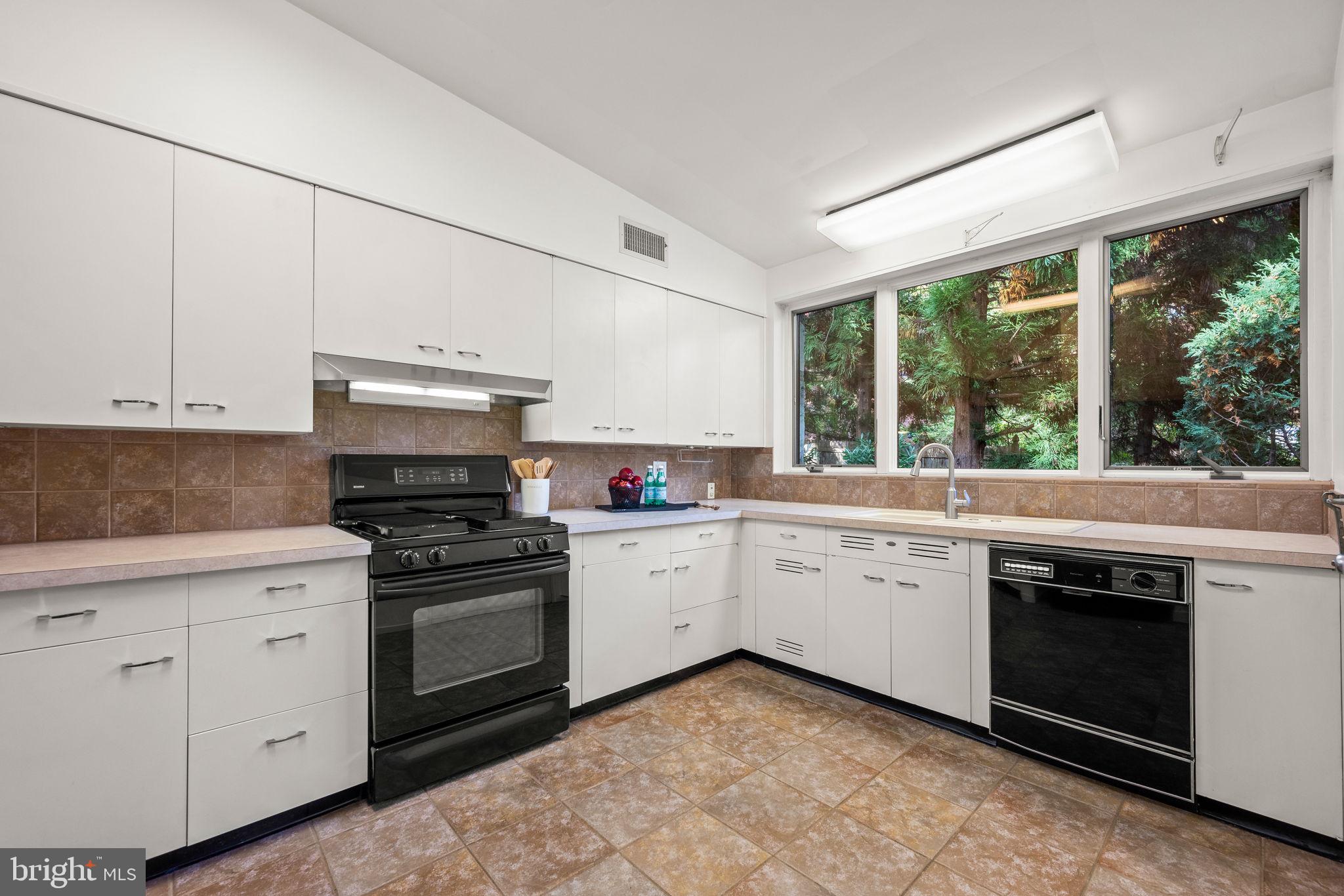 SWARTHMORE - Residential