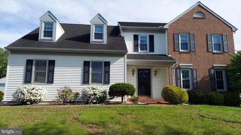1240 FUTURITY DRIVE YORK PA 17404