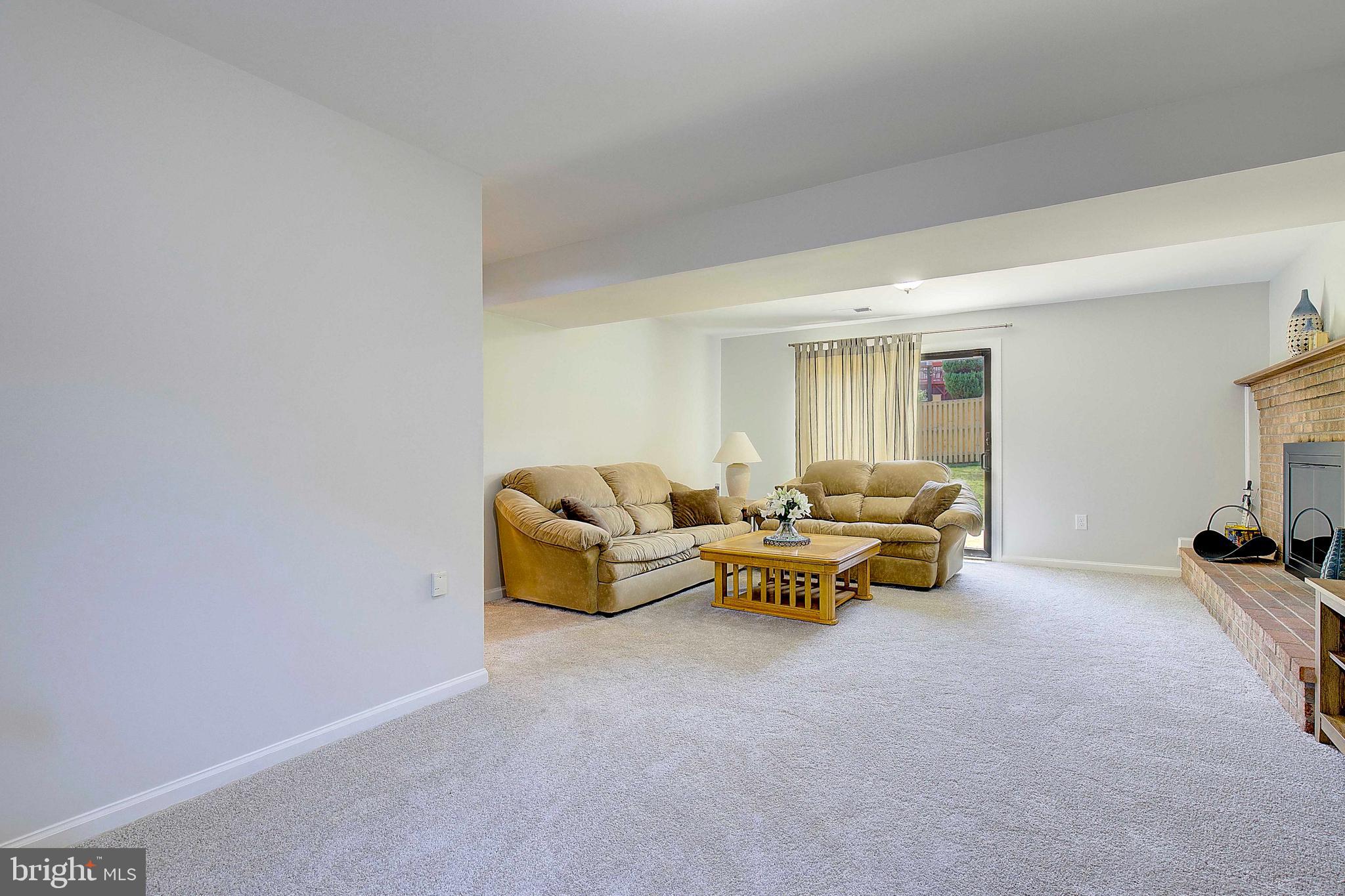 GLENN DALE ESTATES - Residential