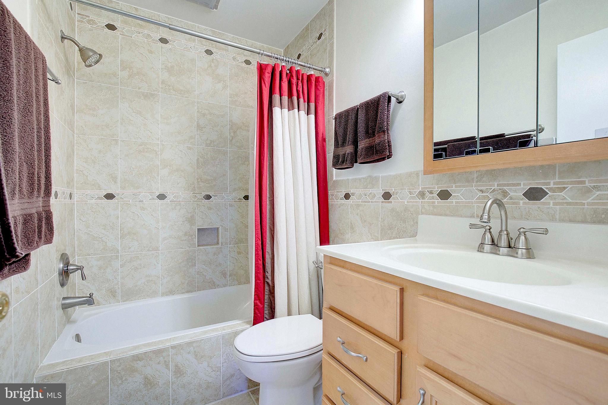 GLENN DALE ESTATES - Residential