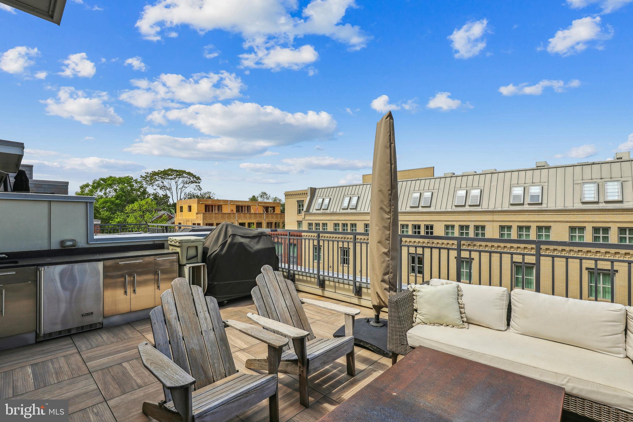 ROBINSON LANDING - Residential