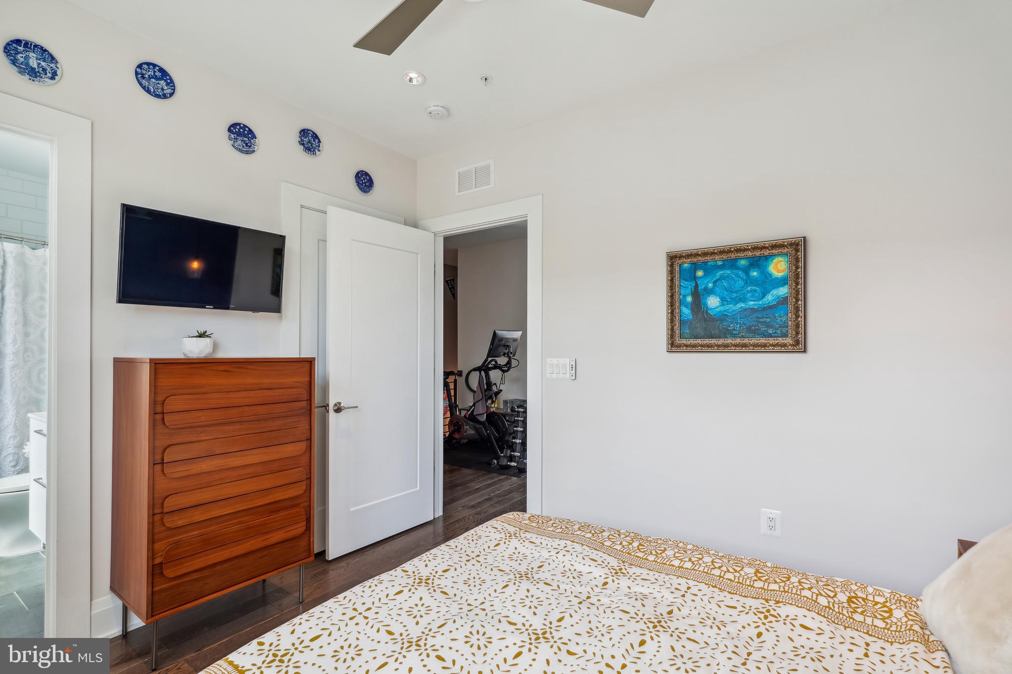 ROBINSON LANDING - Residential