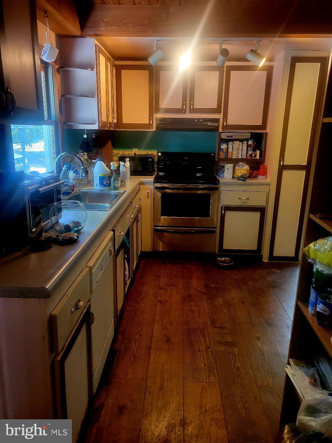 TILHANCE FARMS - Residential