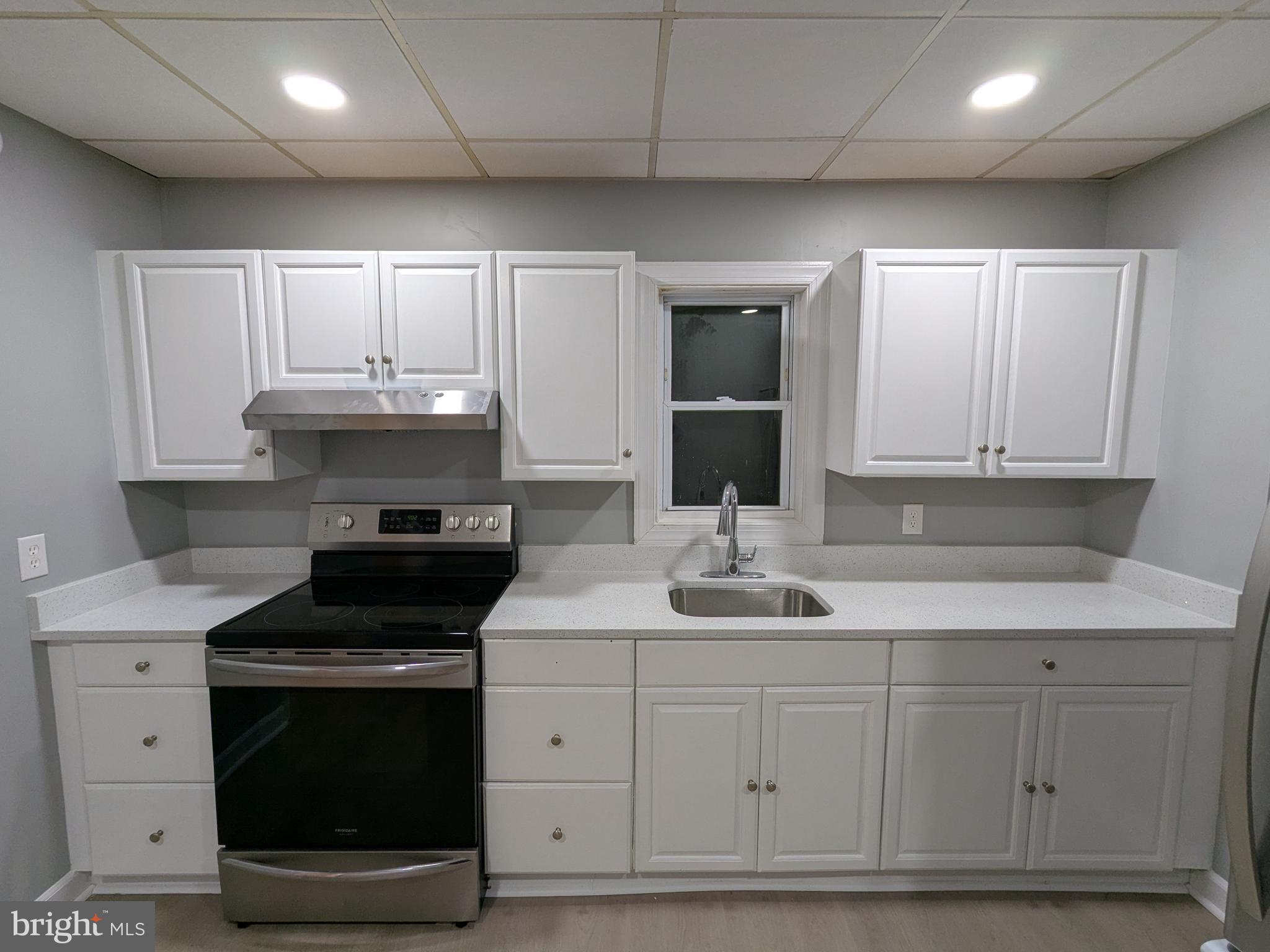 BROOKLYN PARK - Residential Lease